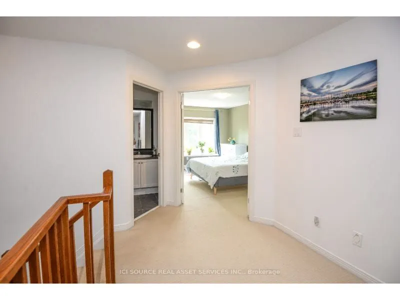 25 Saddlesmith Circle