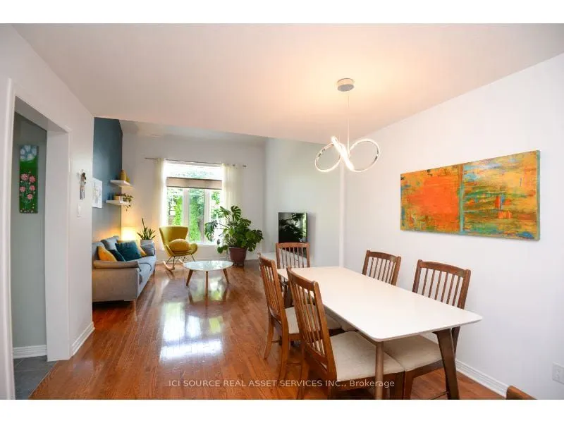 25 Saddlesmith Circle