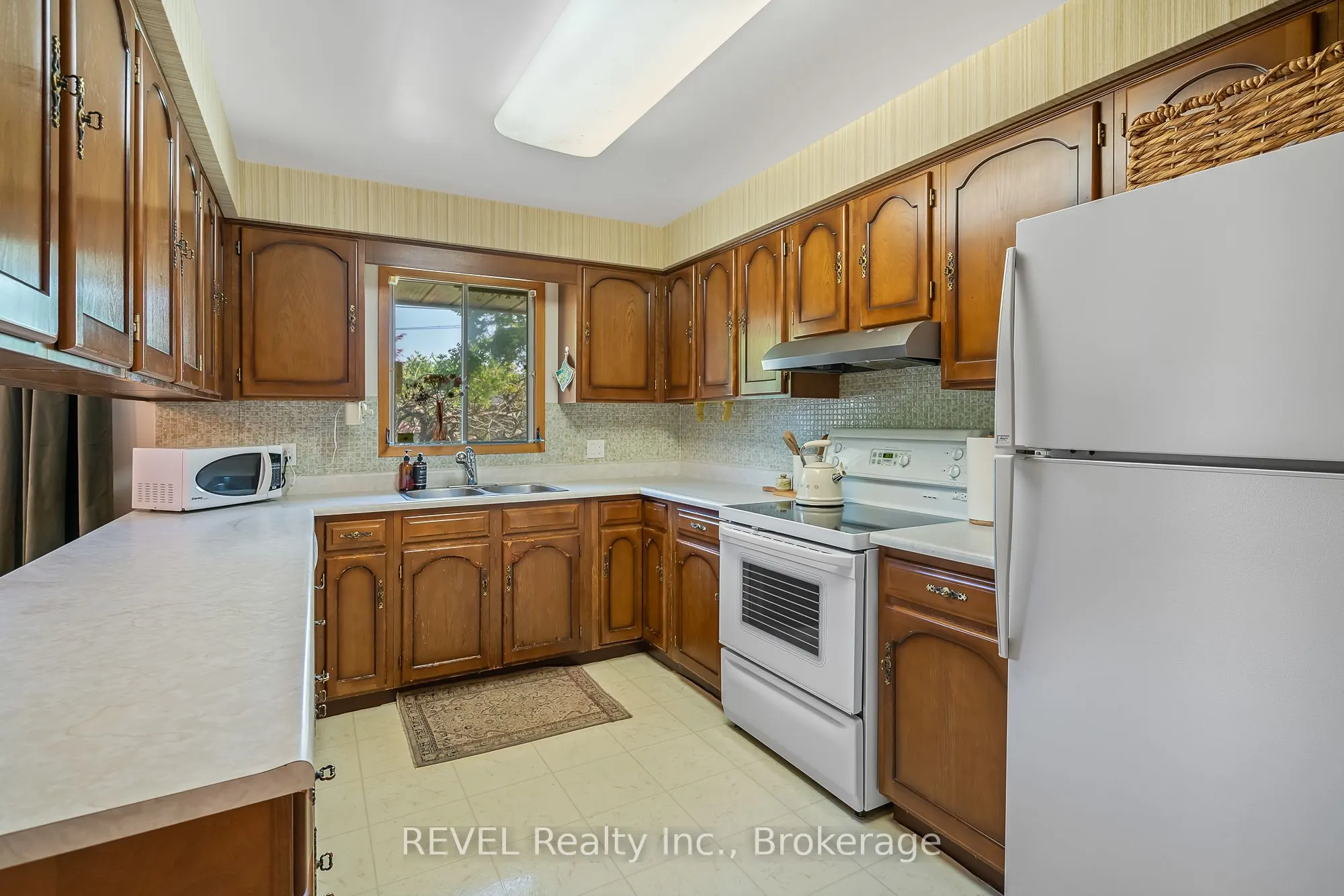 18 Broadmore Avenue