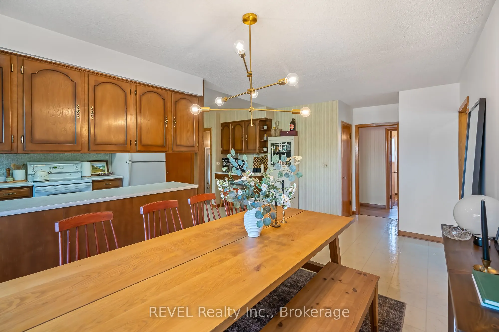 18 Broadmore Avenue