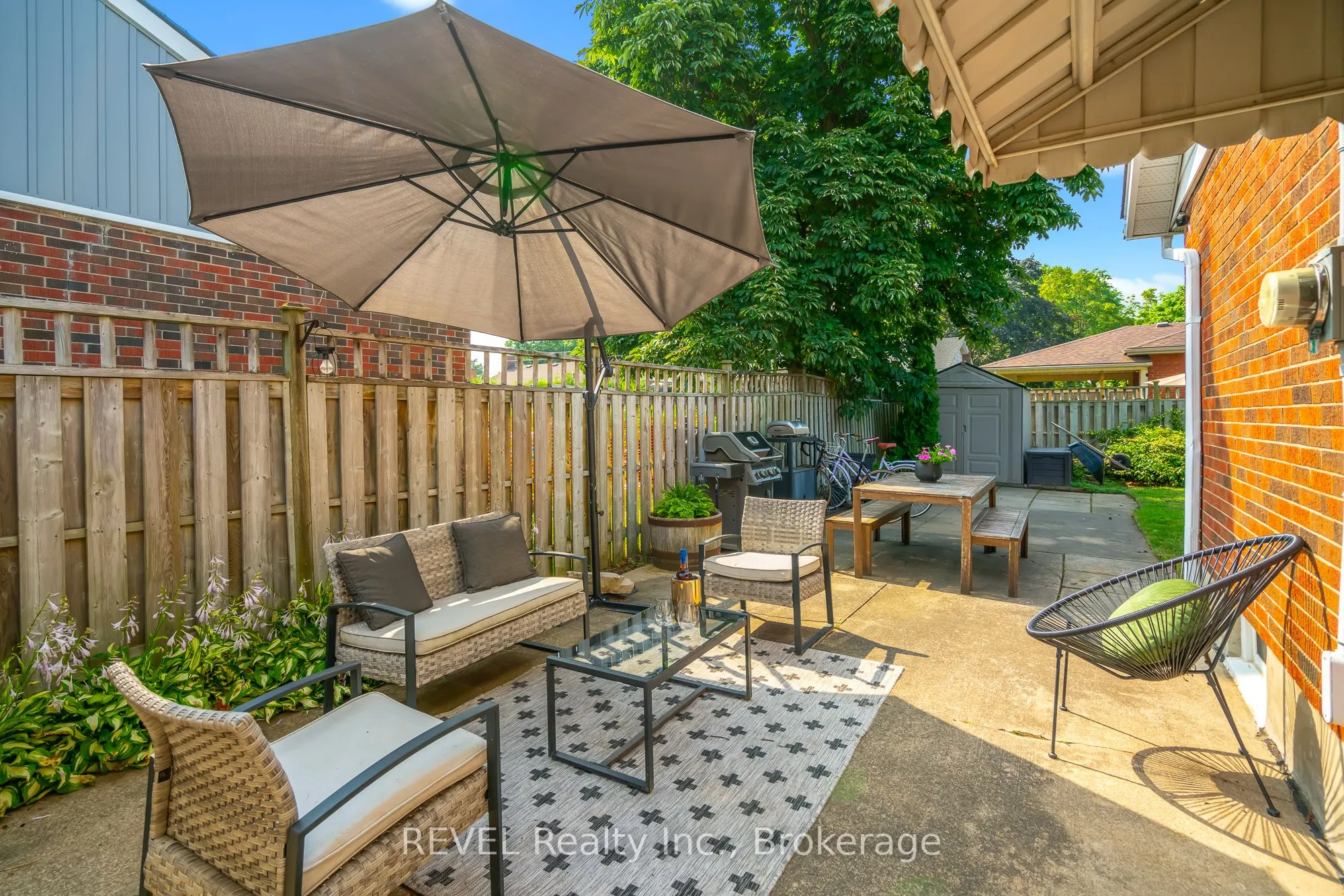18 Broadmore Avenue