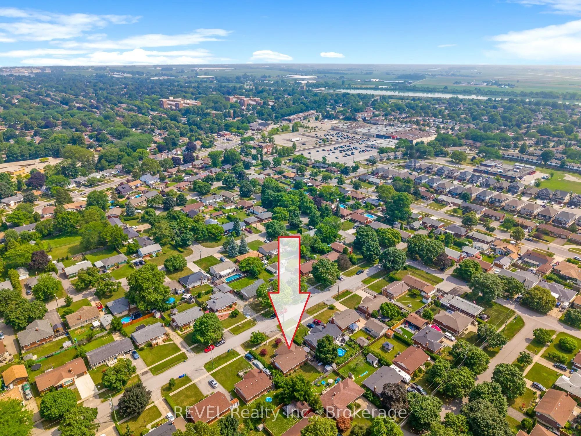 18 Broadmore Avenue