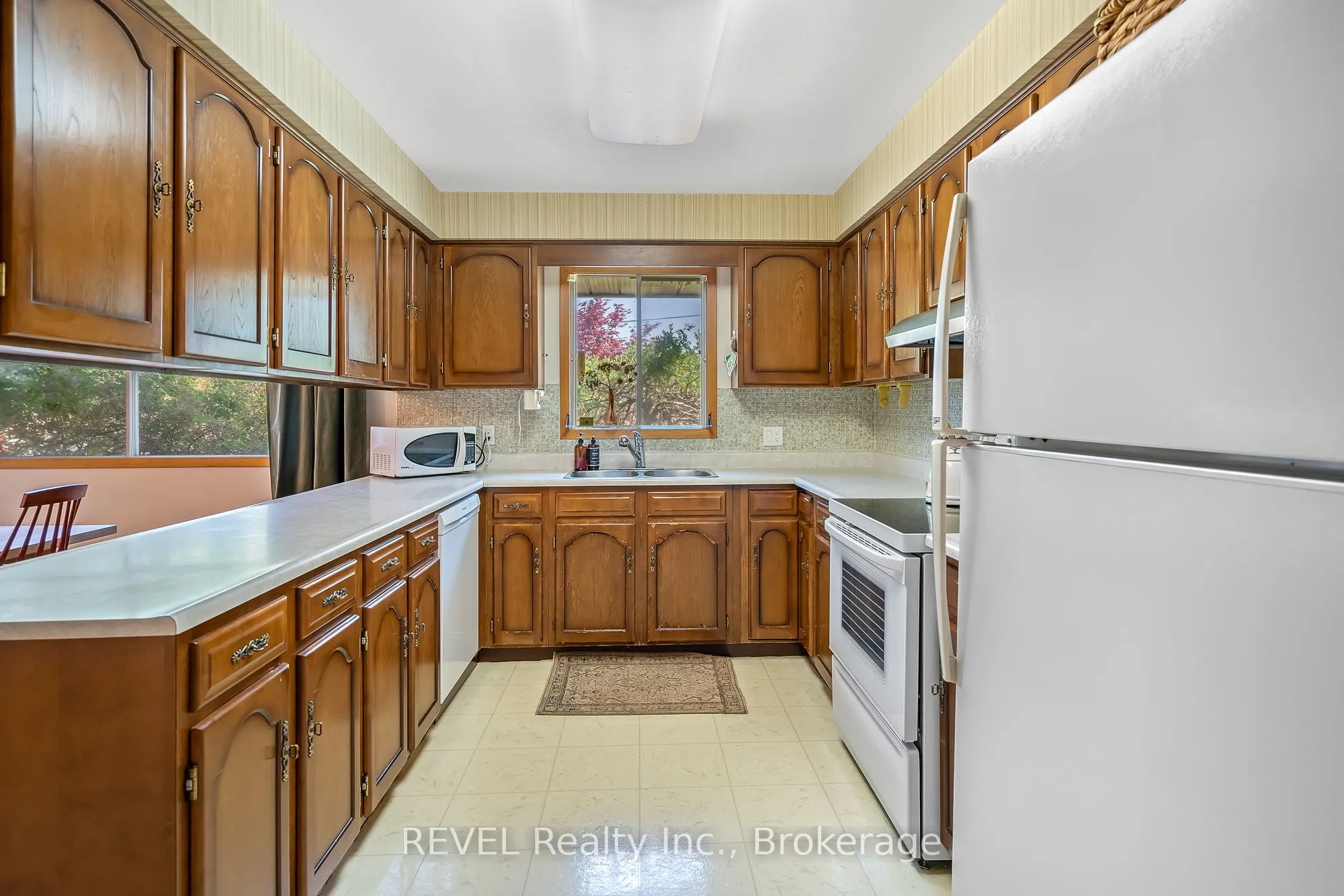 18 Broadmore Avenue