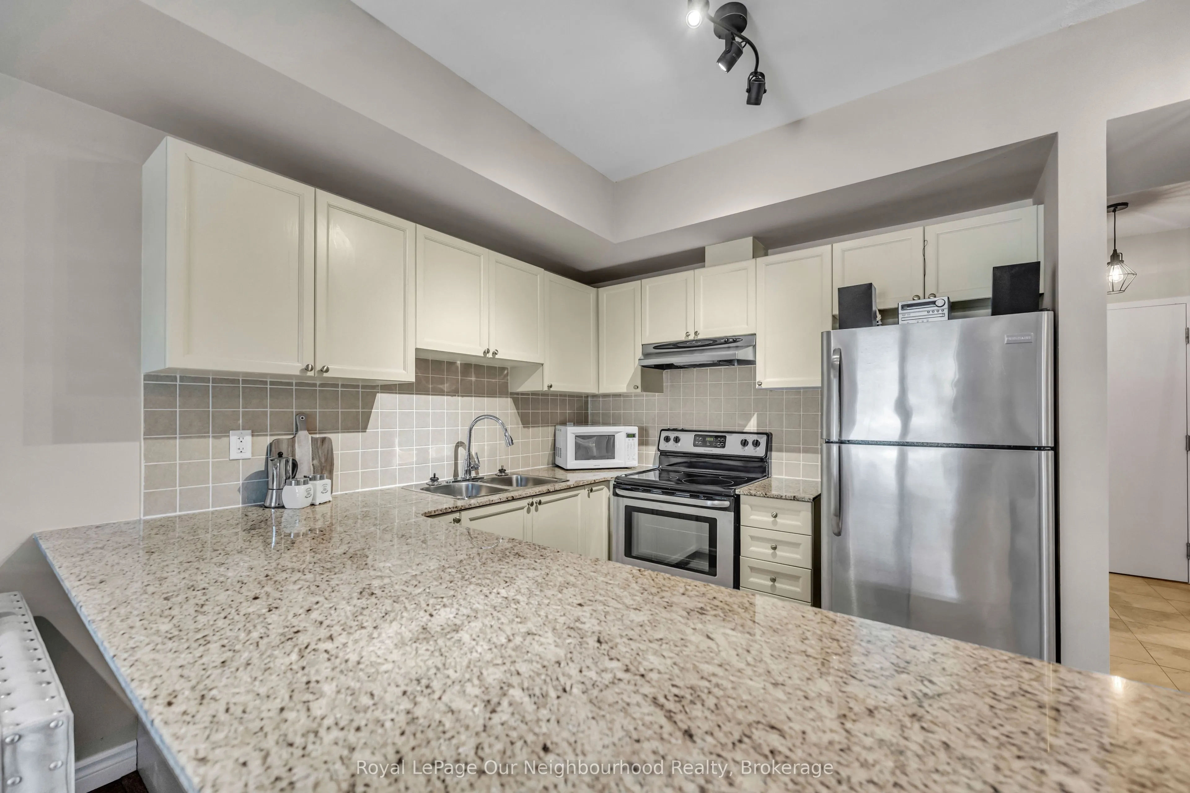 50 Mill Street N, #204