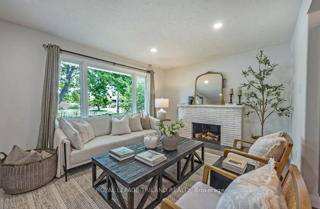 426 Beachwood Avenue