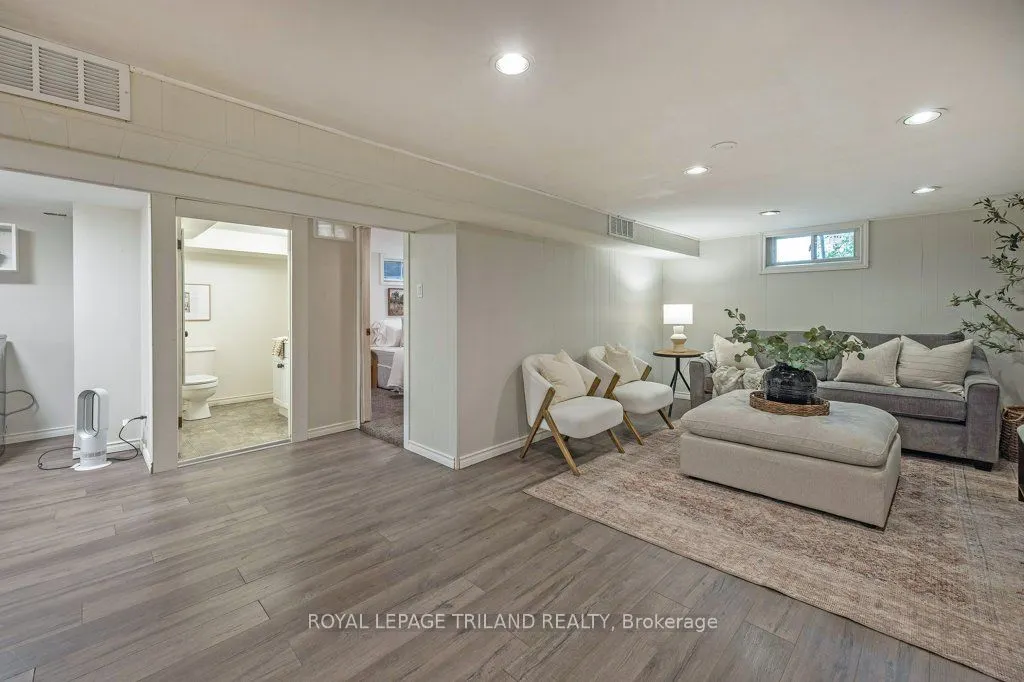 426 Beachwood Avenue