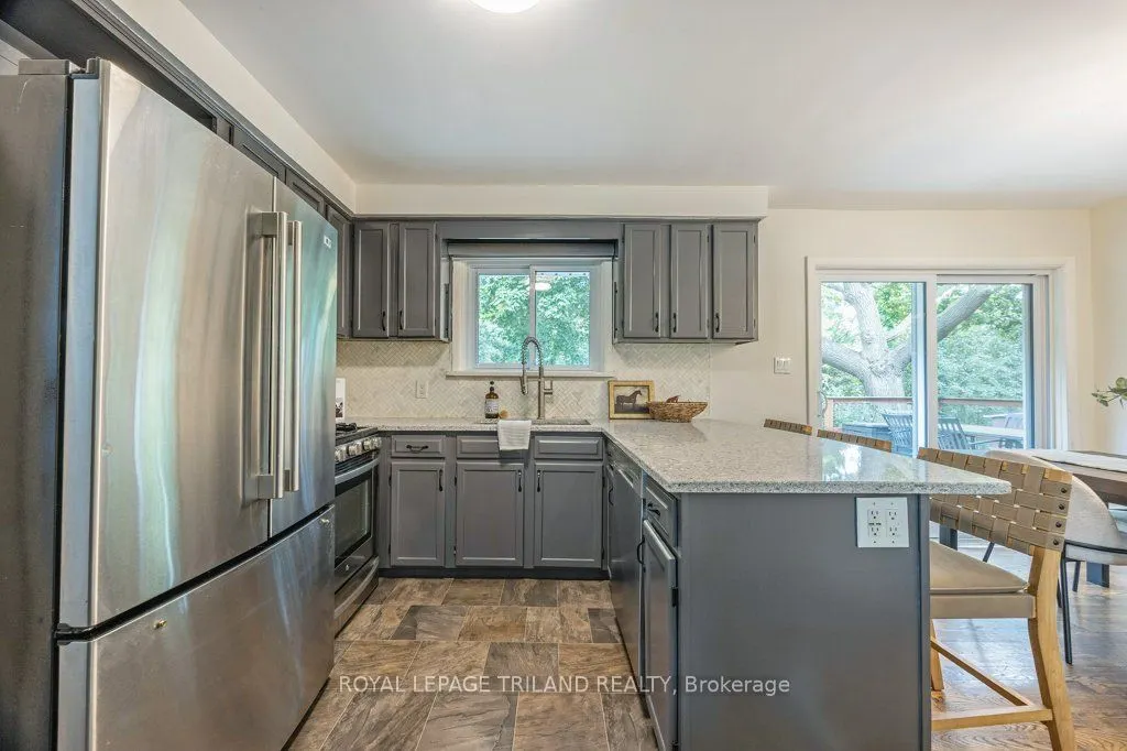 426 Beachwood Avenue