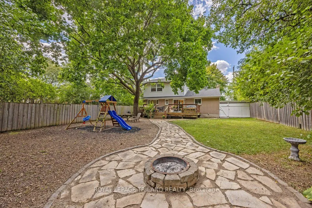 426 Beachwood Avenue