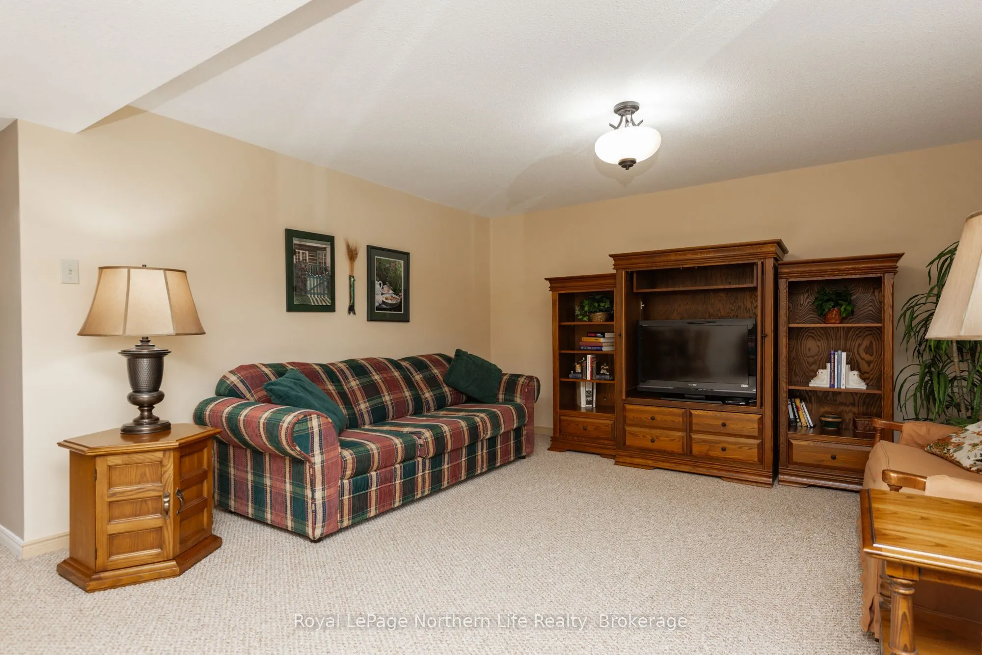 624 Lakeshore Drive, #22