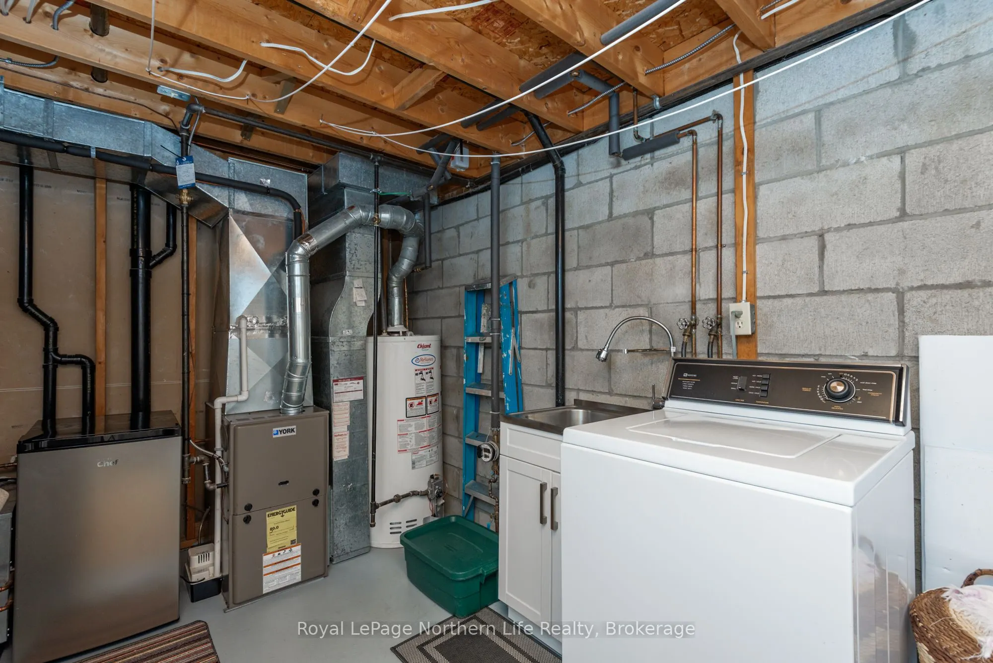 624 Lakeshore Drive, #22