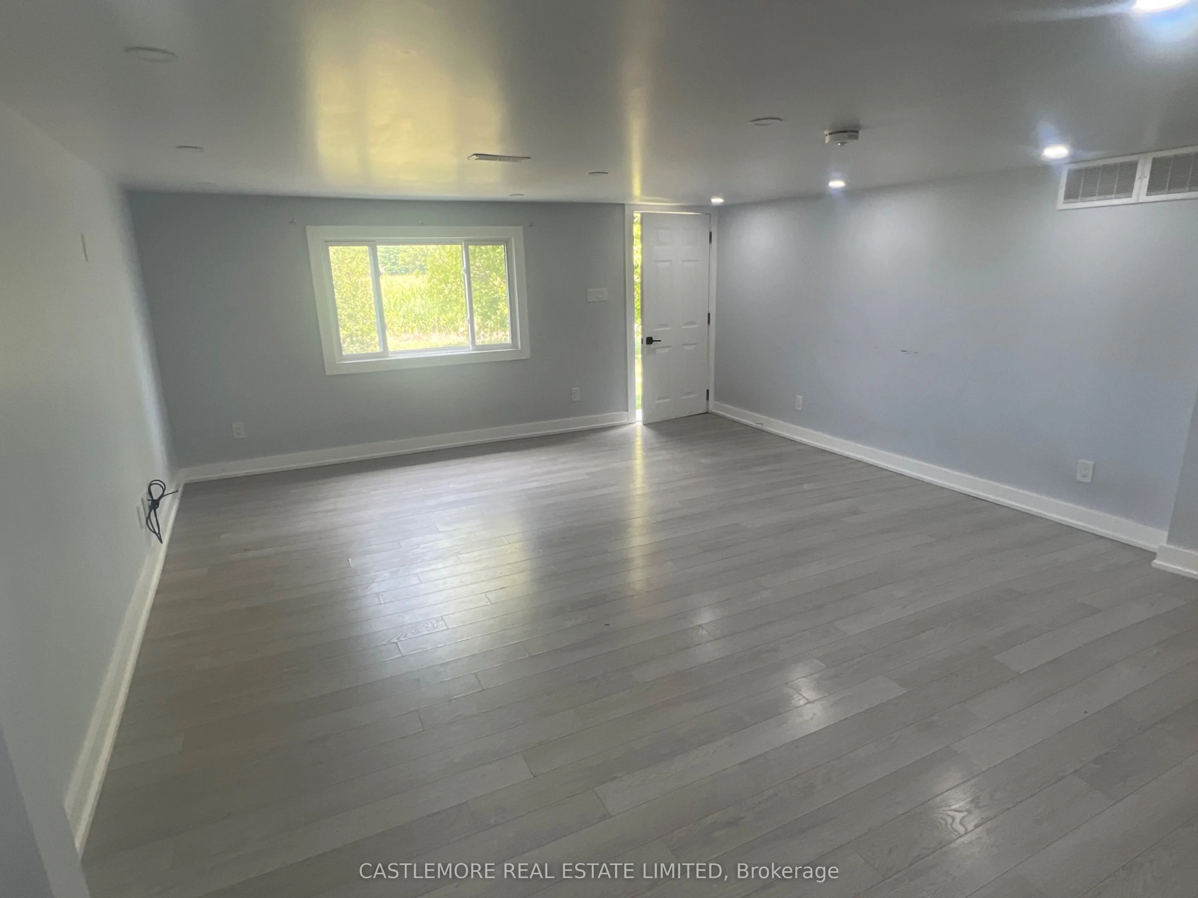 6800 sixteen Road