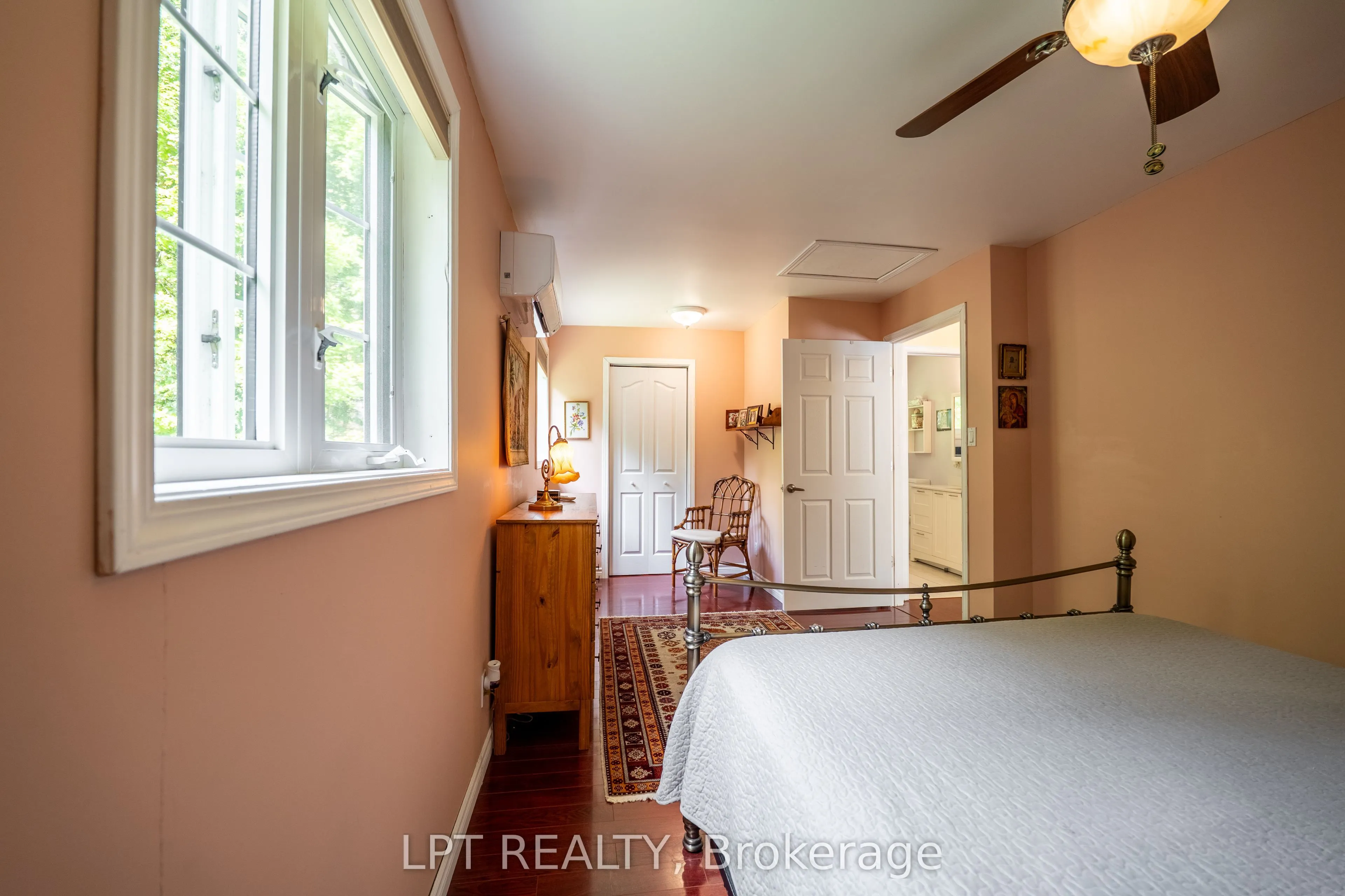 331 Maple Grove