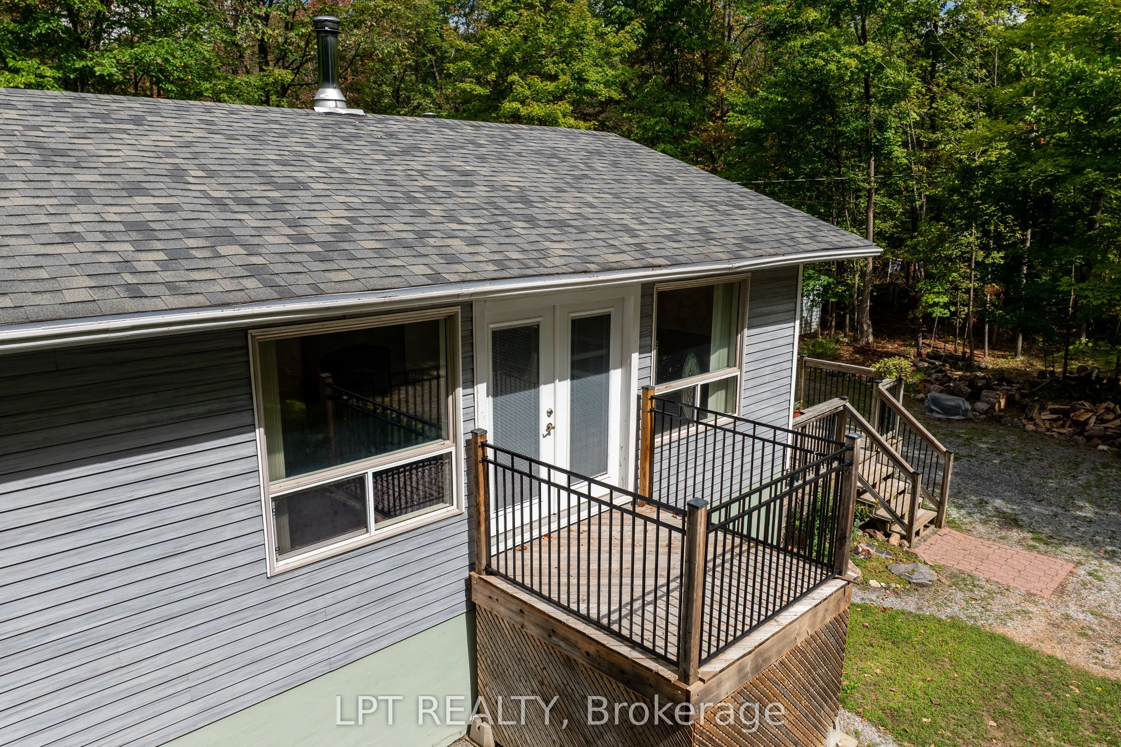 331 Maple Grove