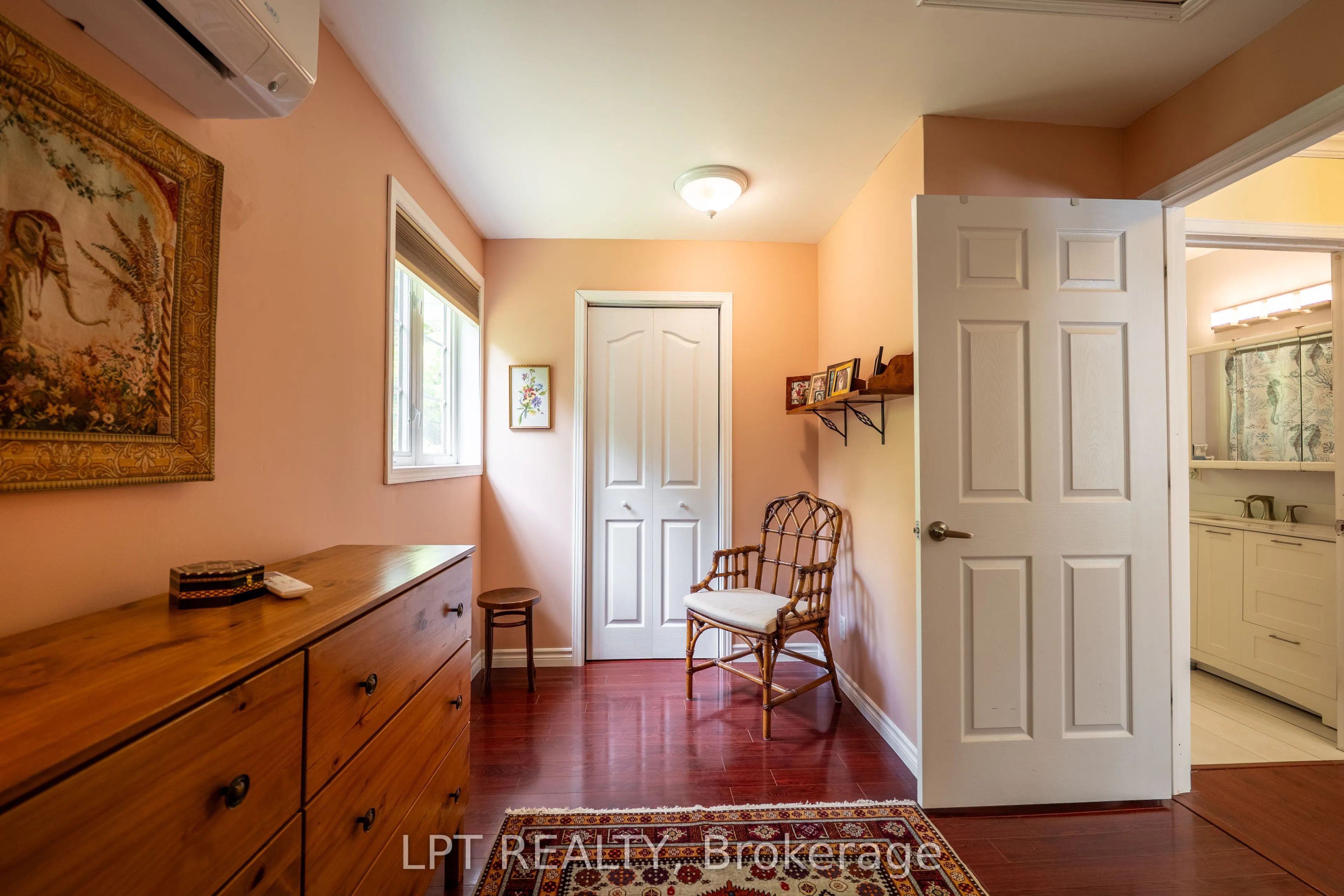 331 Maple Grove