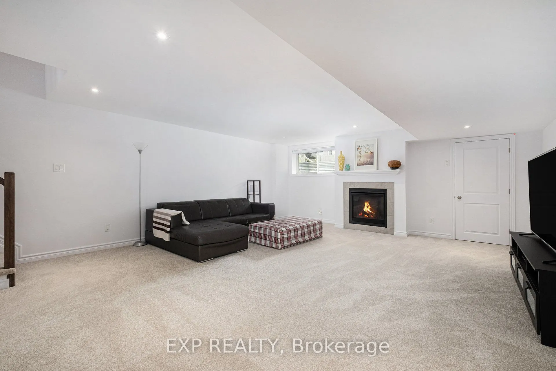 519 Triangle Street