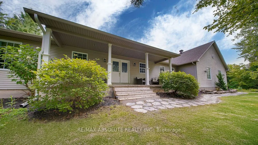 1601 Shauna Crescent