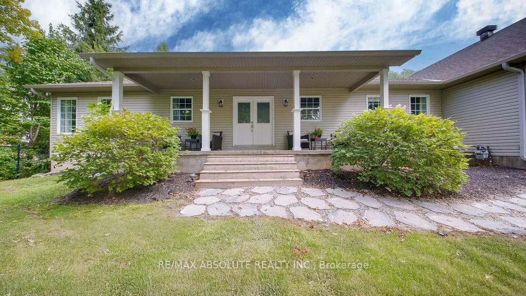1601 Shauna Crescent