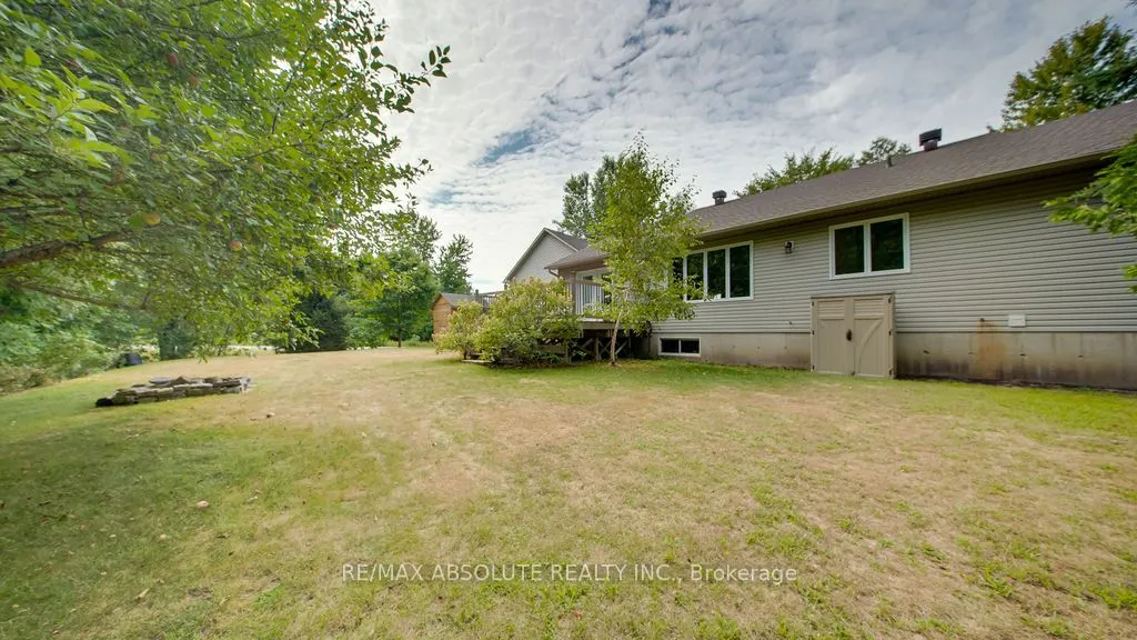 1601 Shauna Crescent