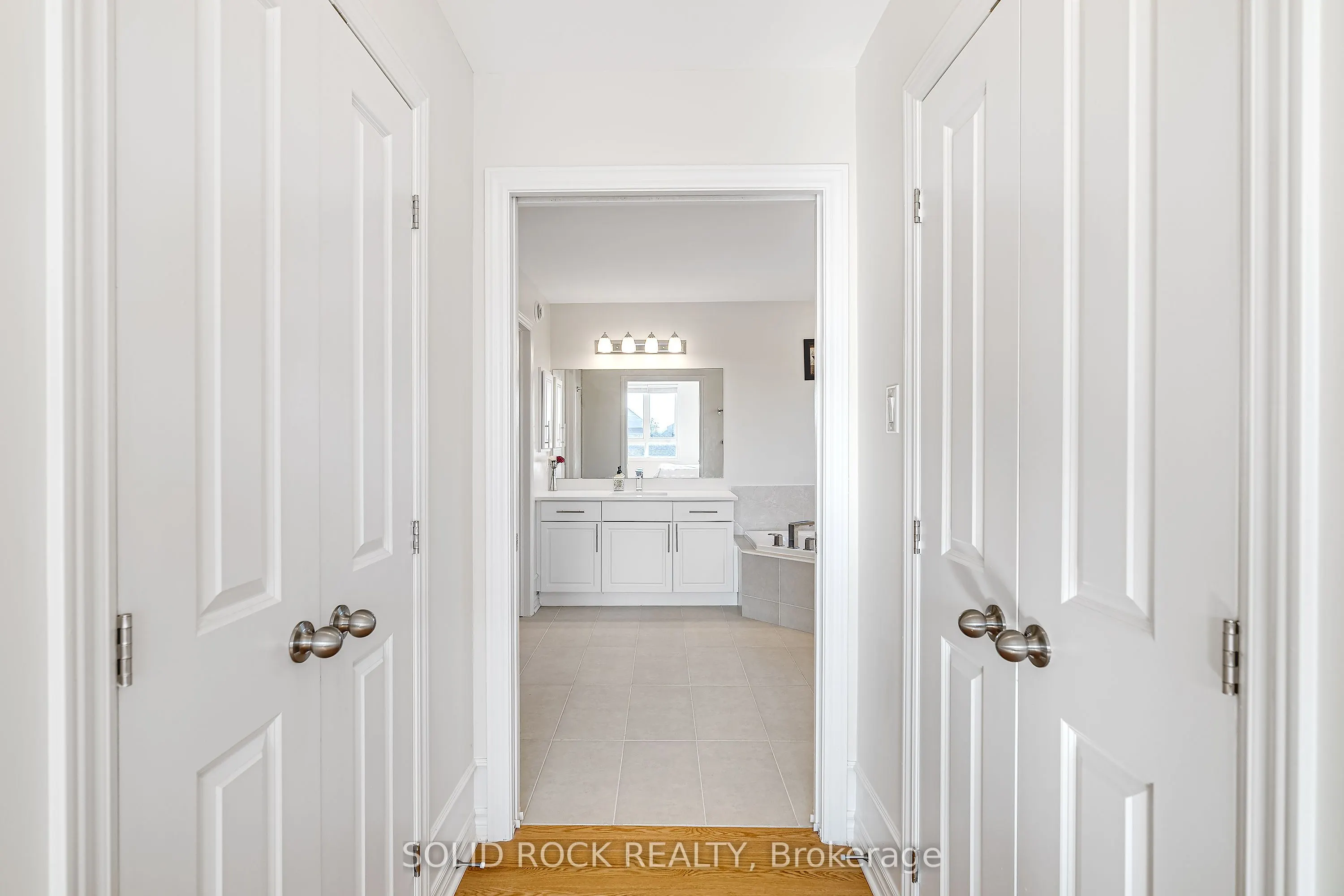 326 Memorial Grove