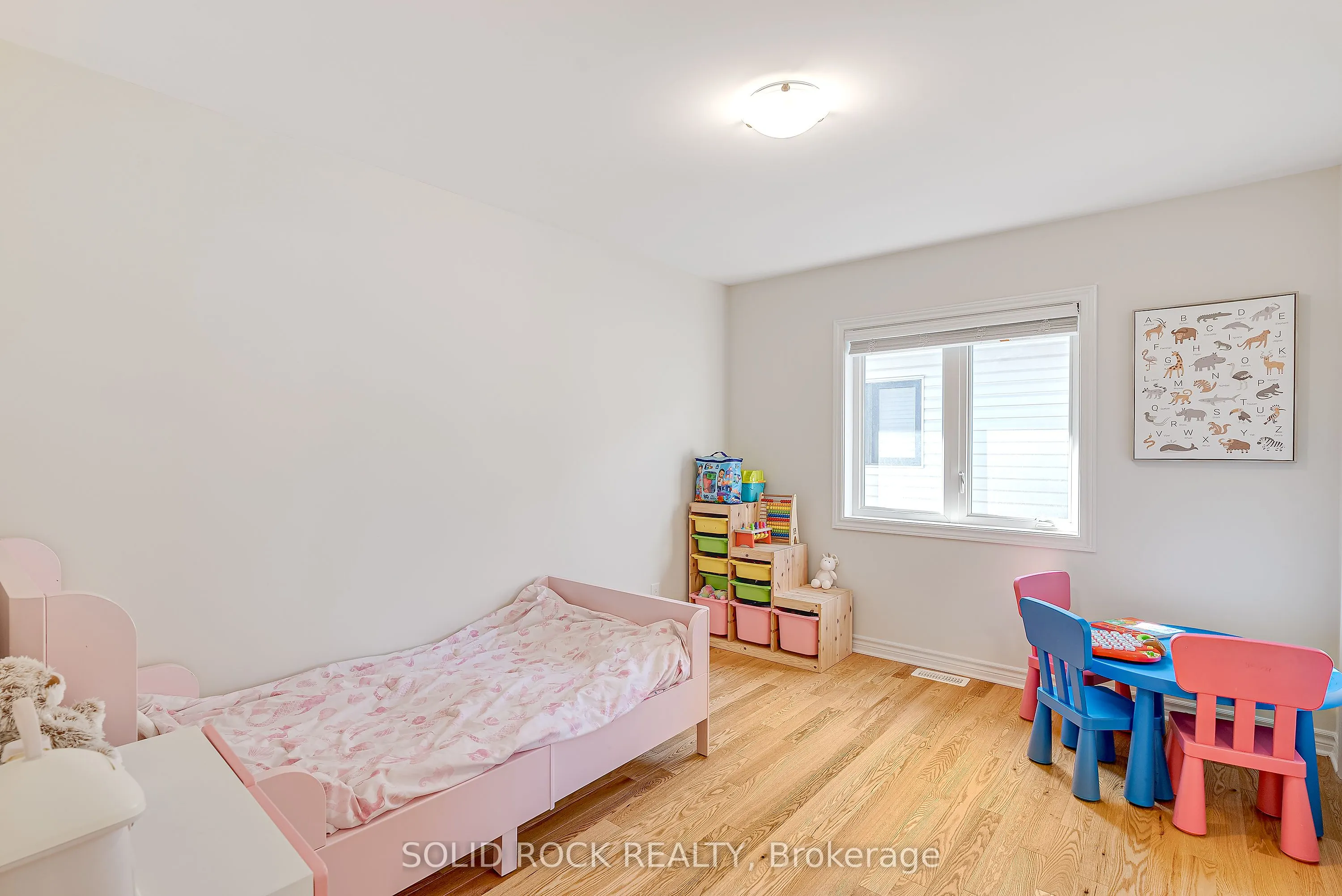326 Memorial Grove