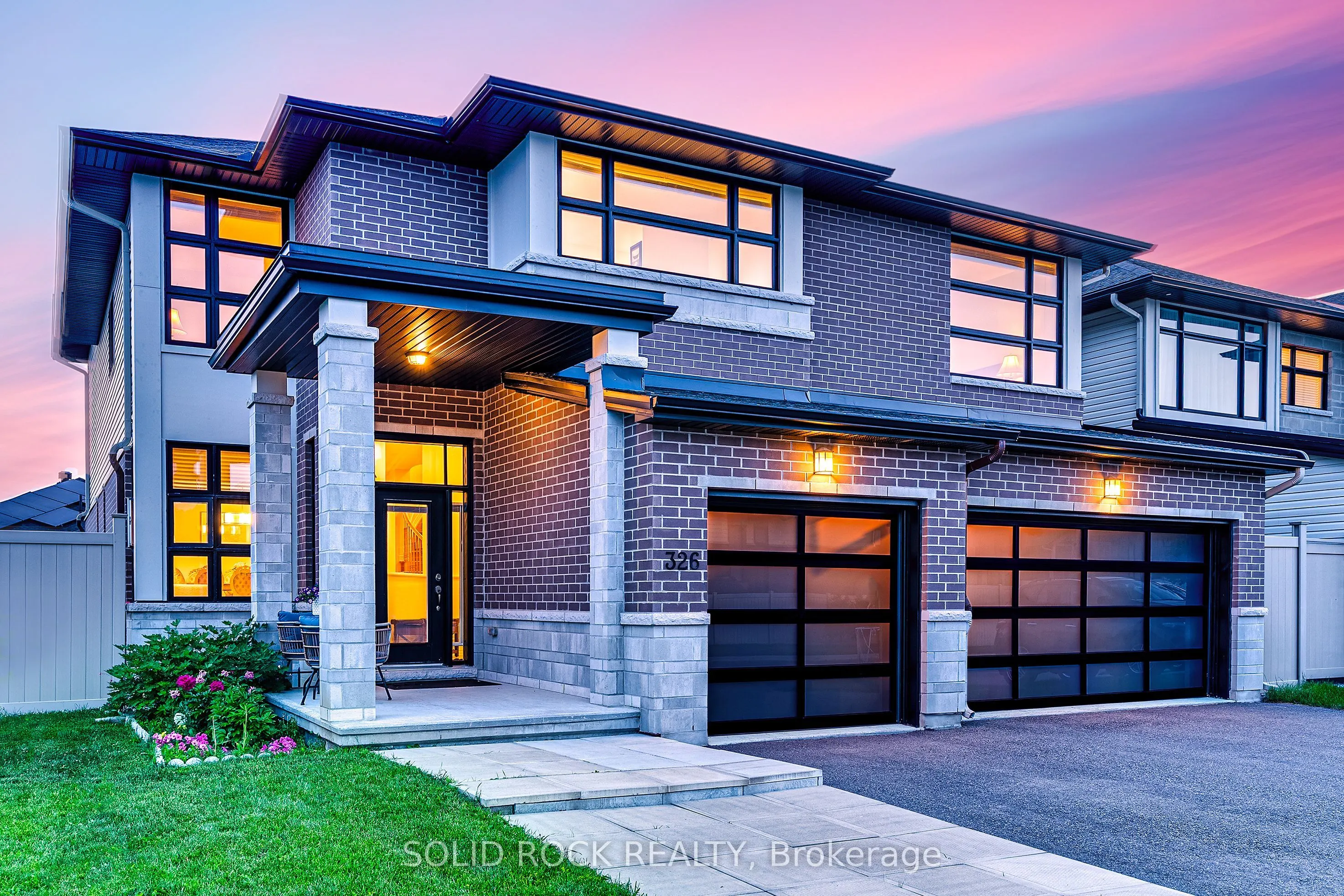 326 Memorial Grove