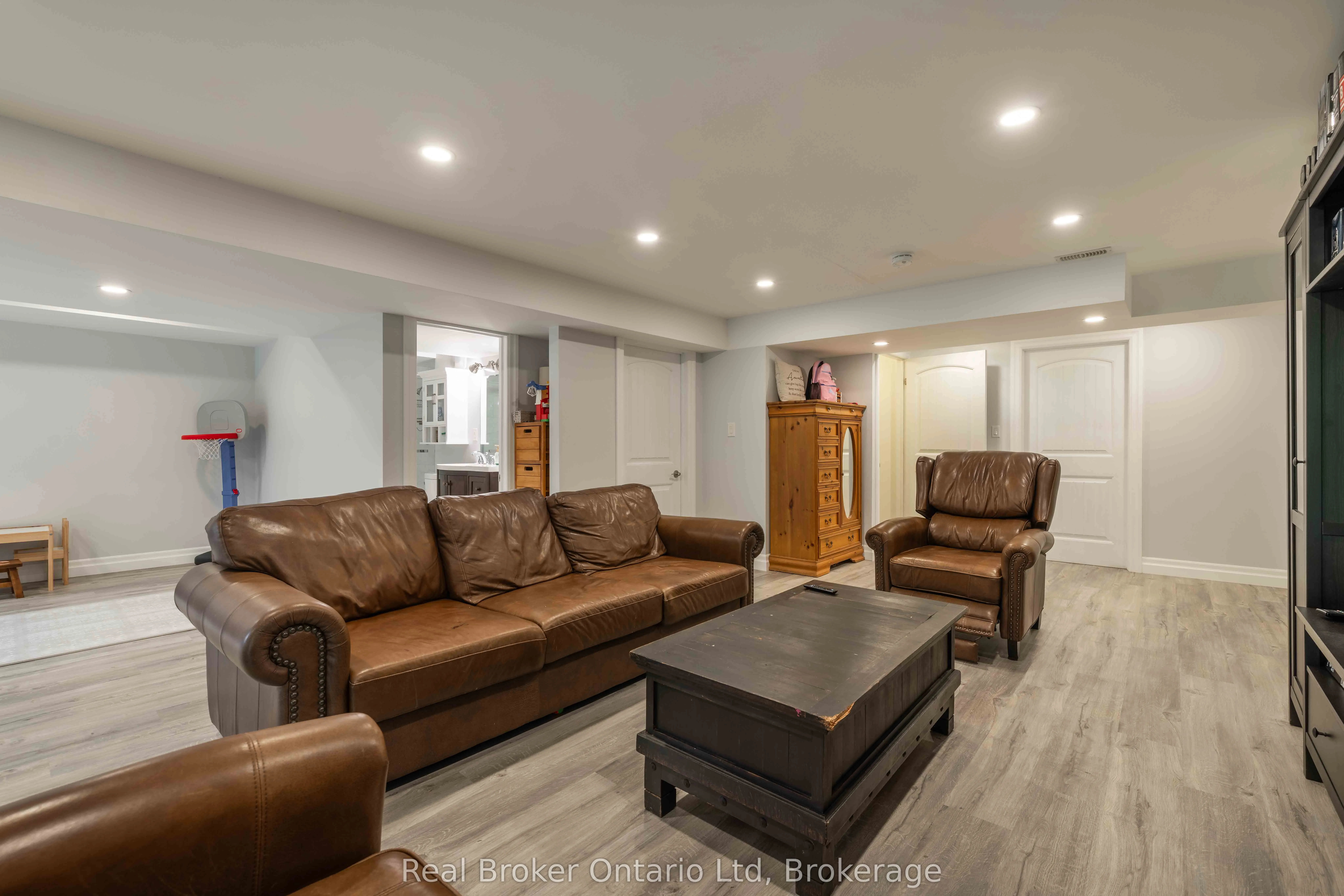 315 Telford Trail, #7