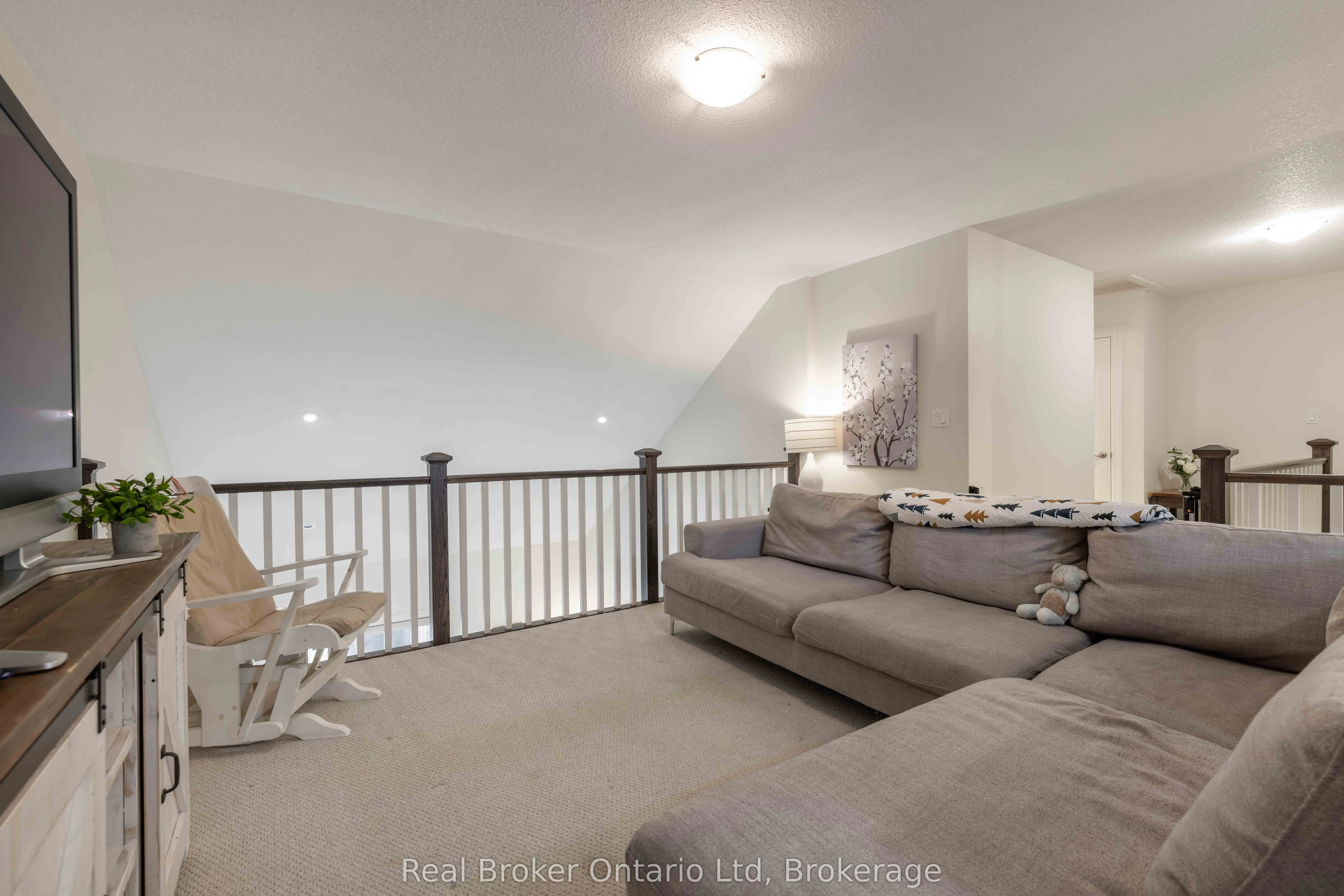 315 Telford Trail, #7