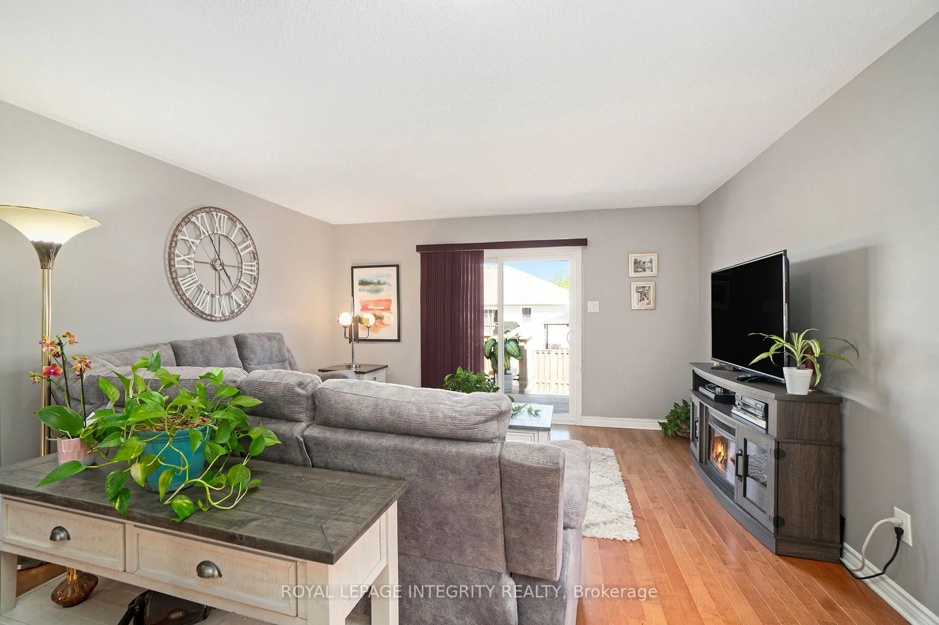 44 Lee Avenue