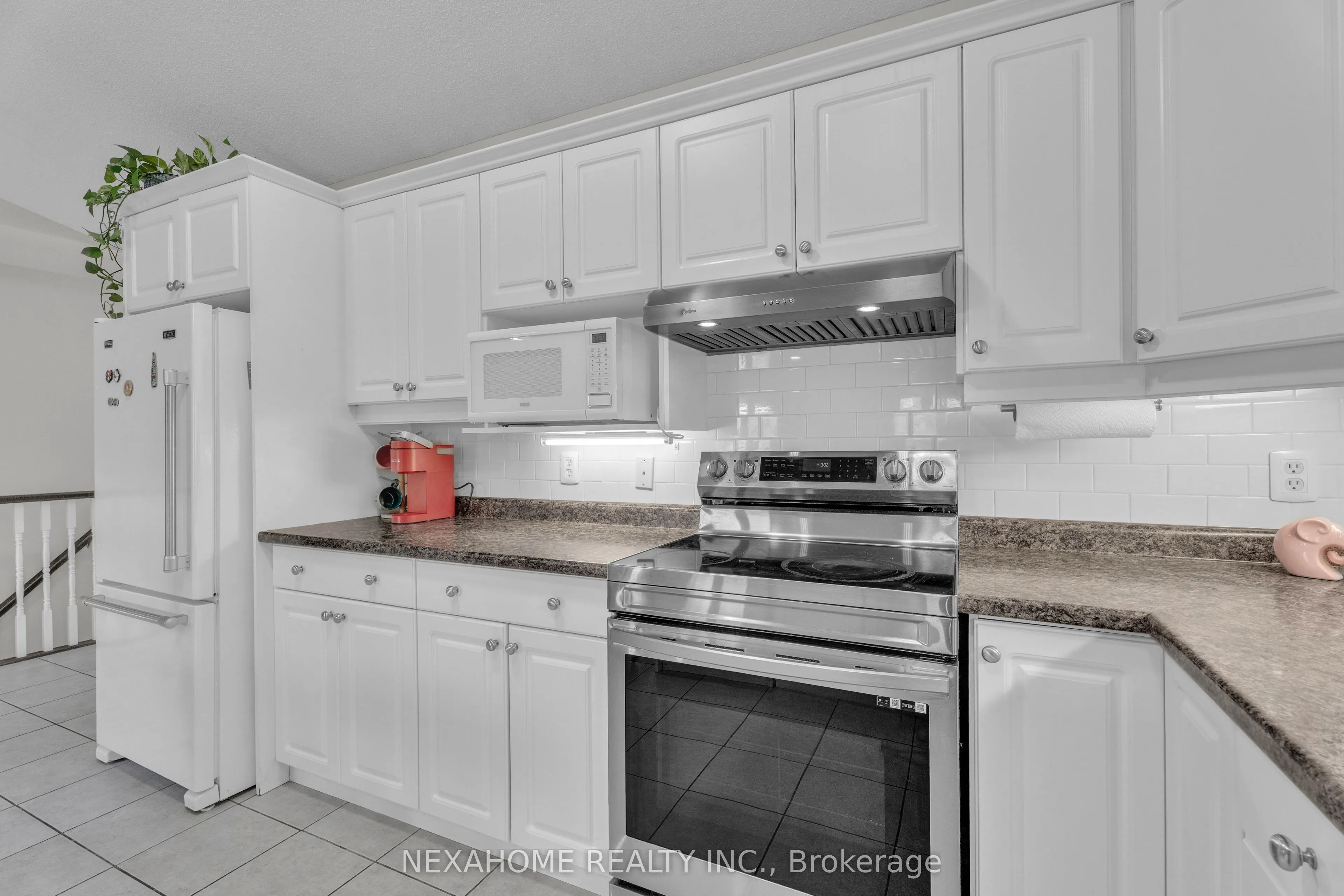 87 Donker Drive, #23