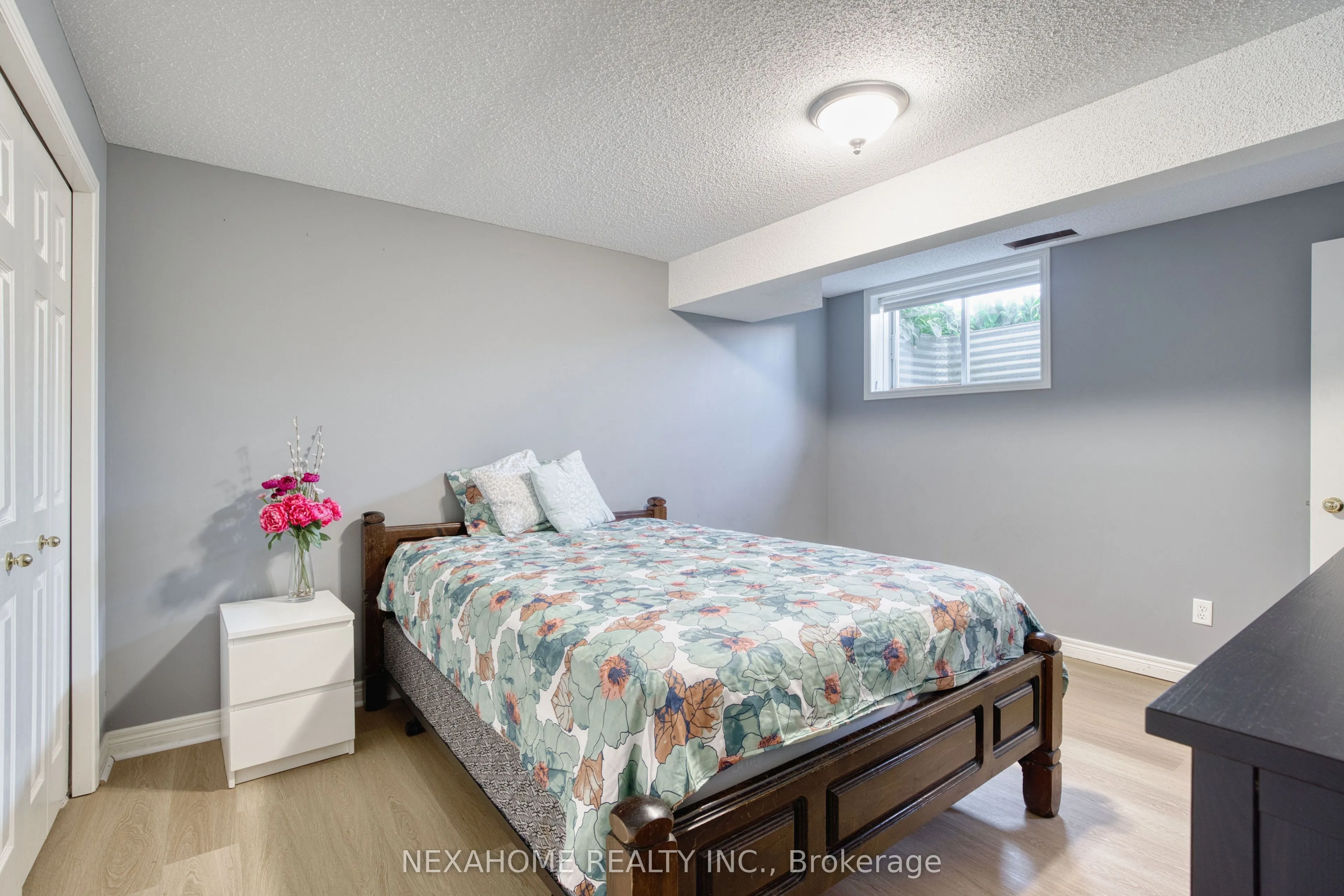 87 Donker Drive, #23