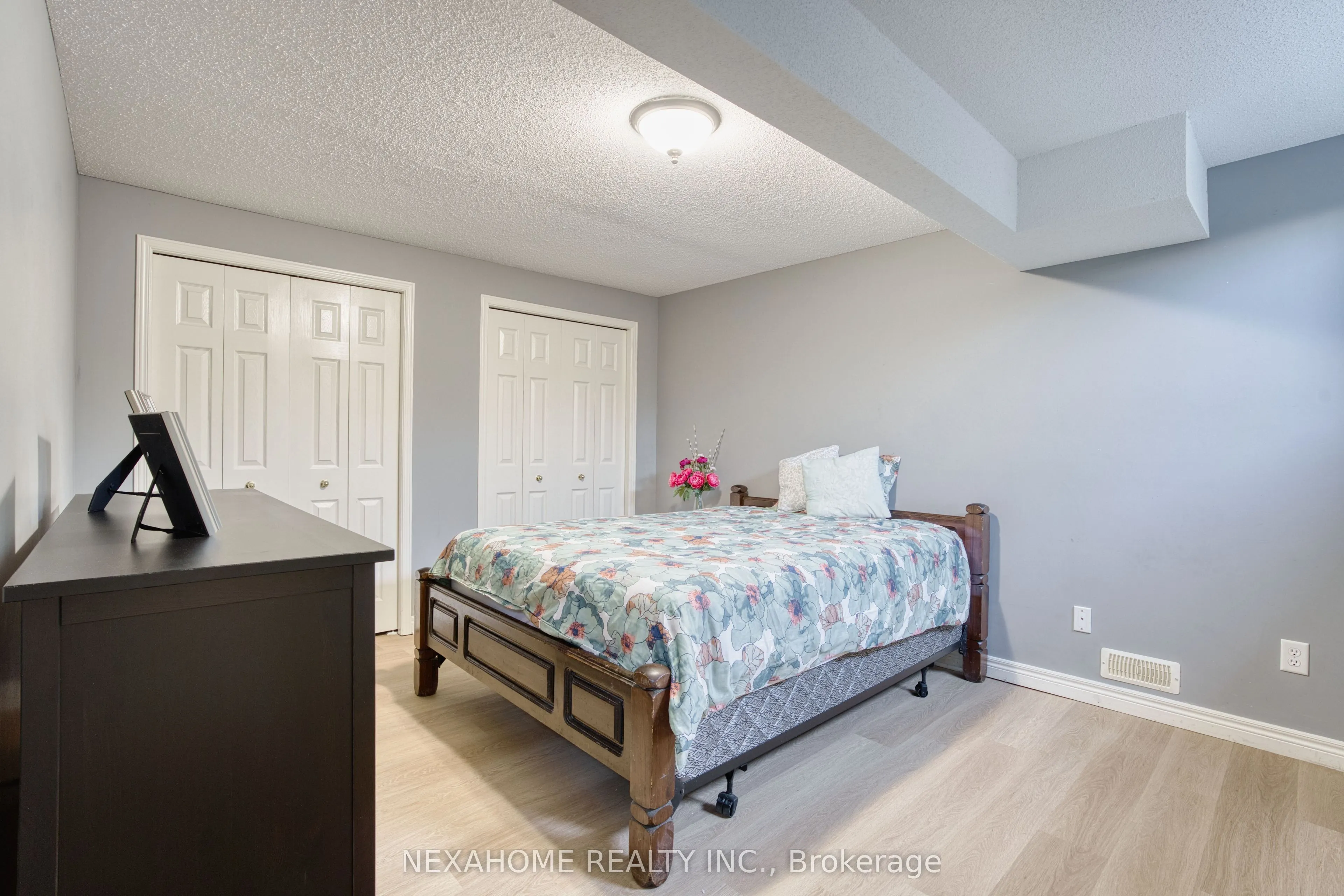 87 Donker Drive, #23