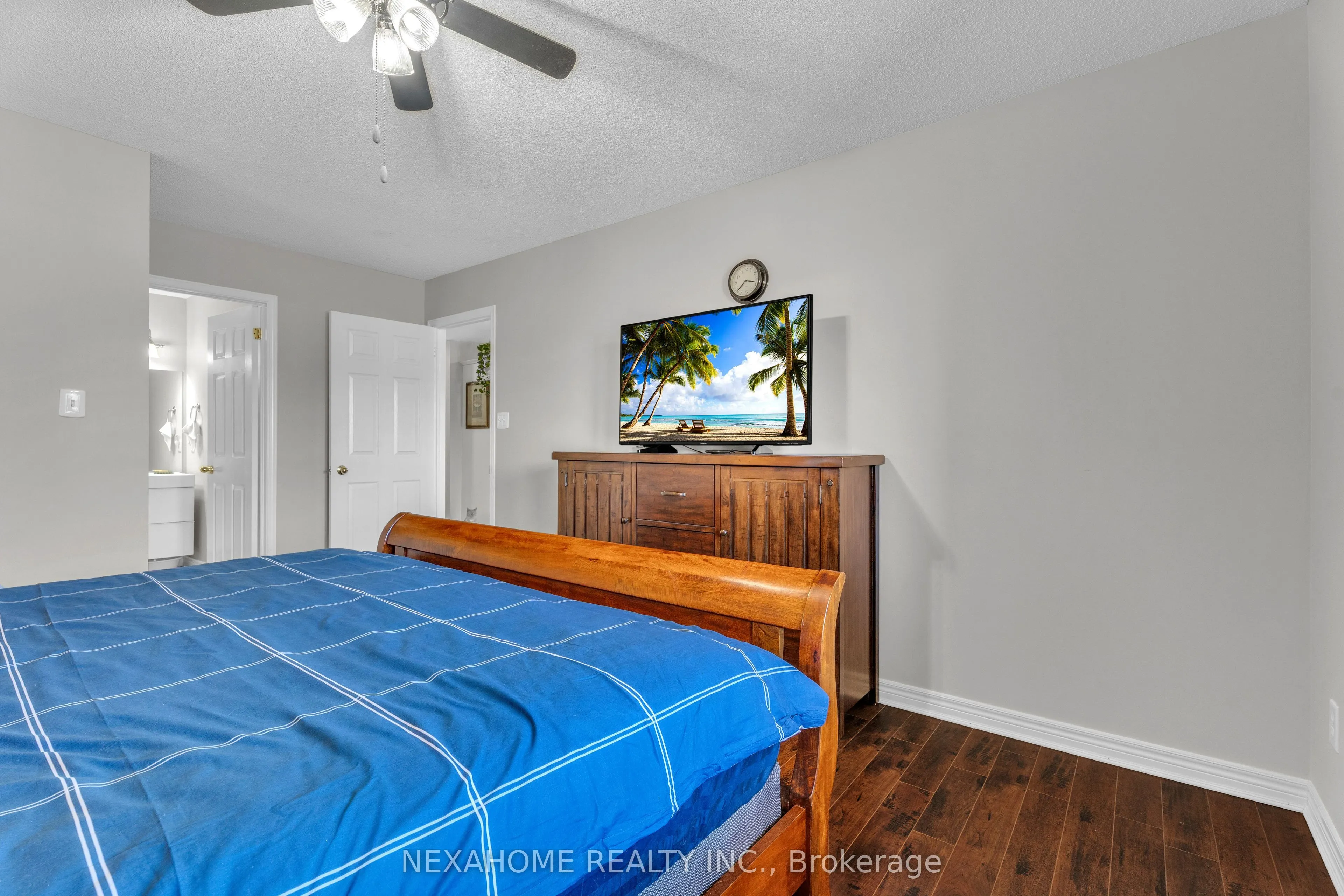 87 Donker Drive, #23