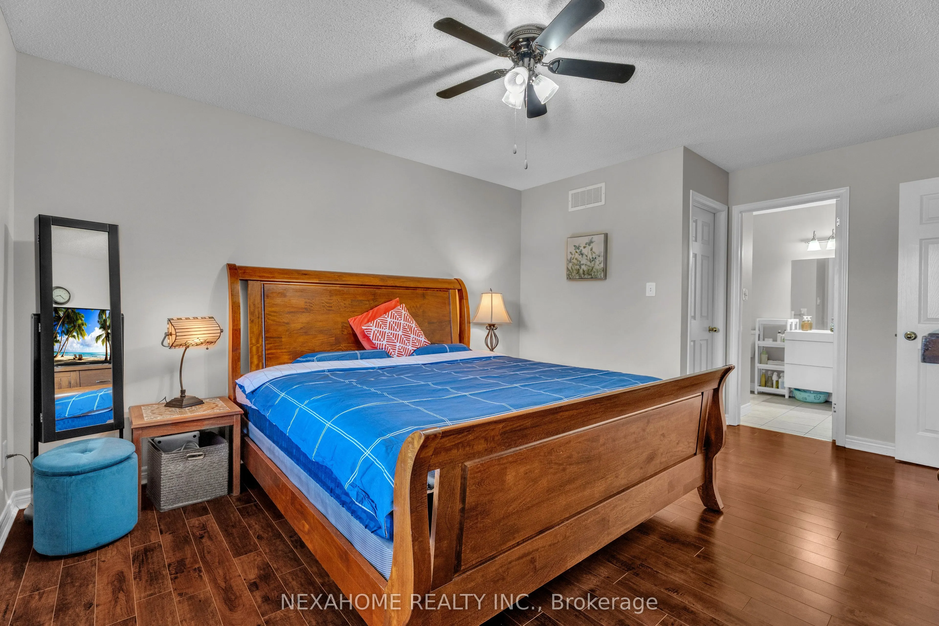 87 Donker Drive, #23