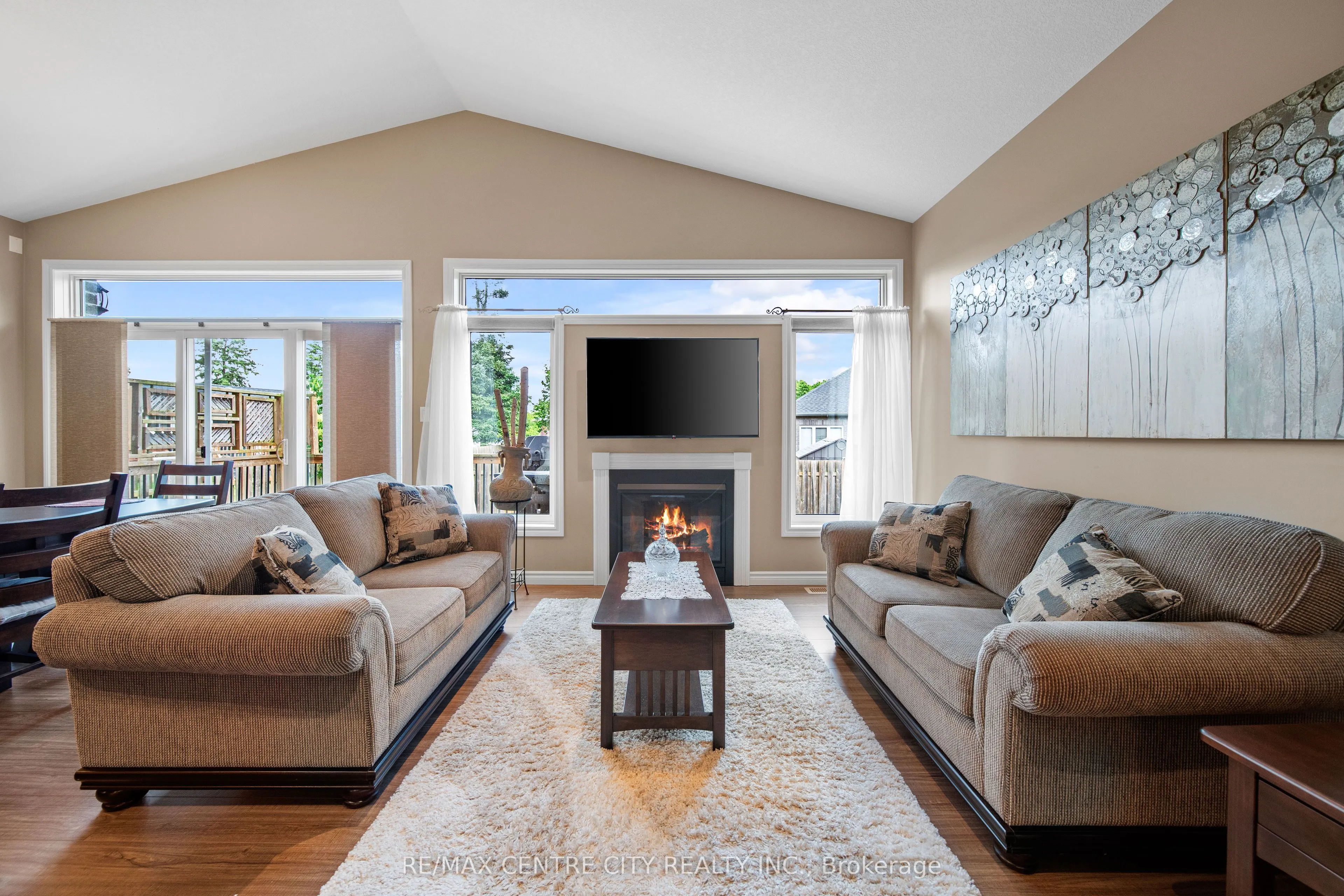 1 Vineden Drive, #12