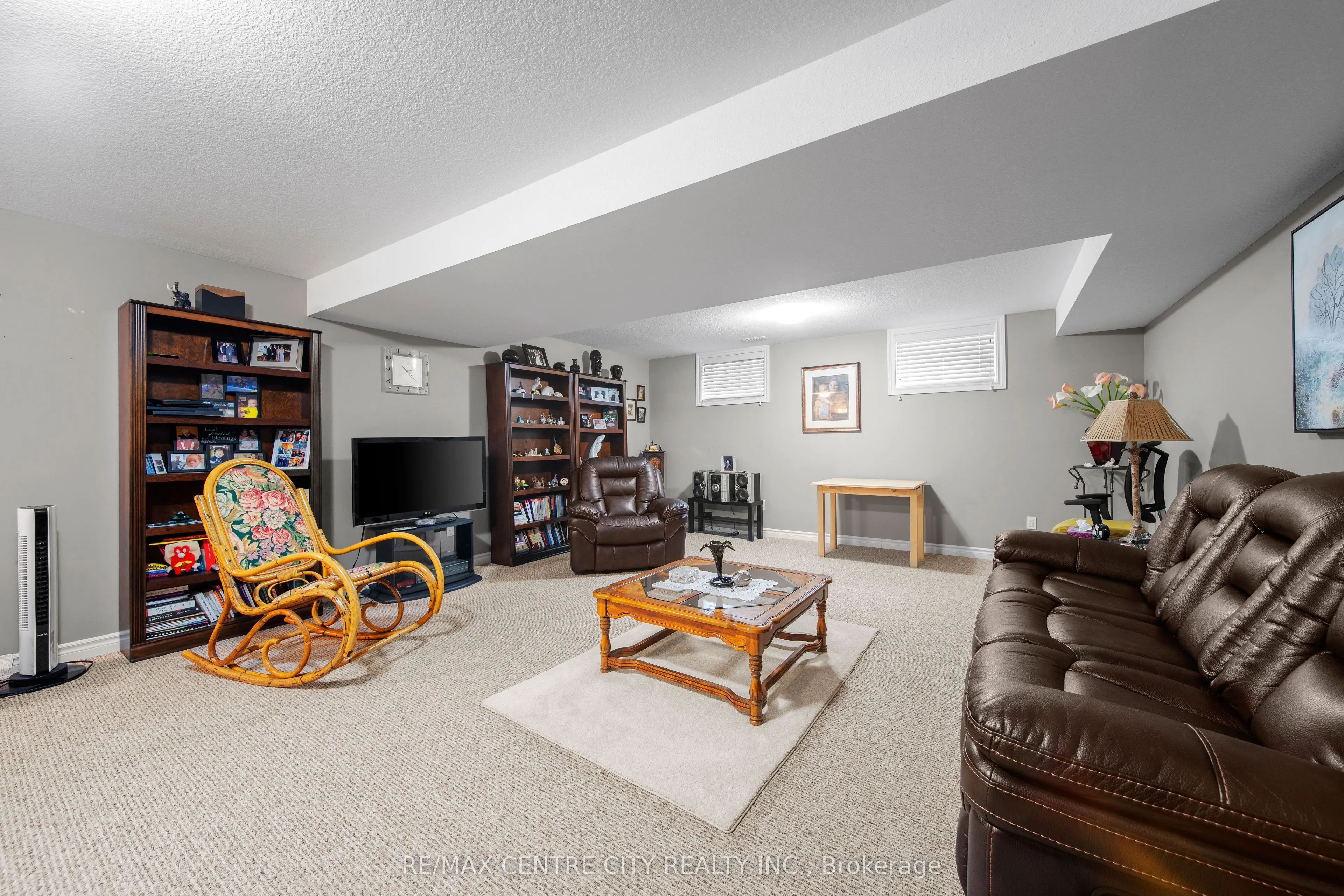 1 Vineden Drive, #12