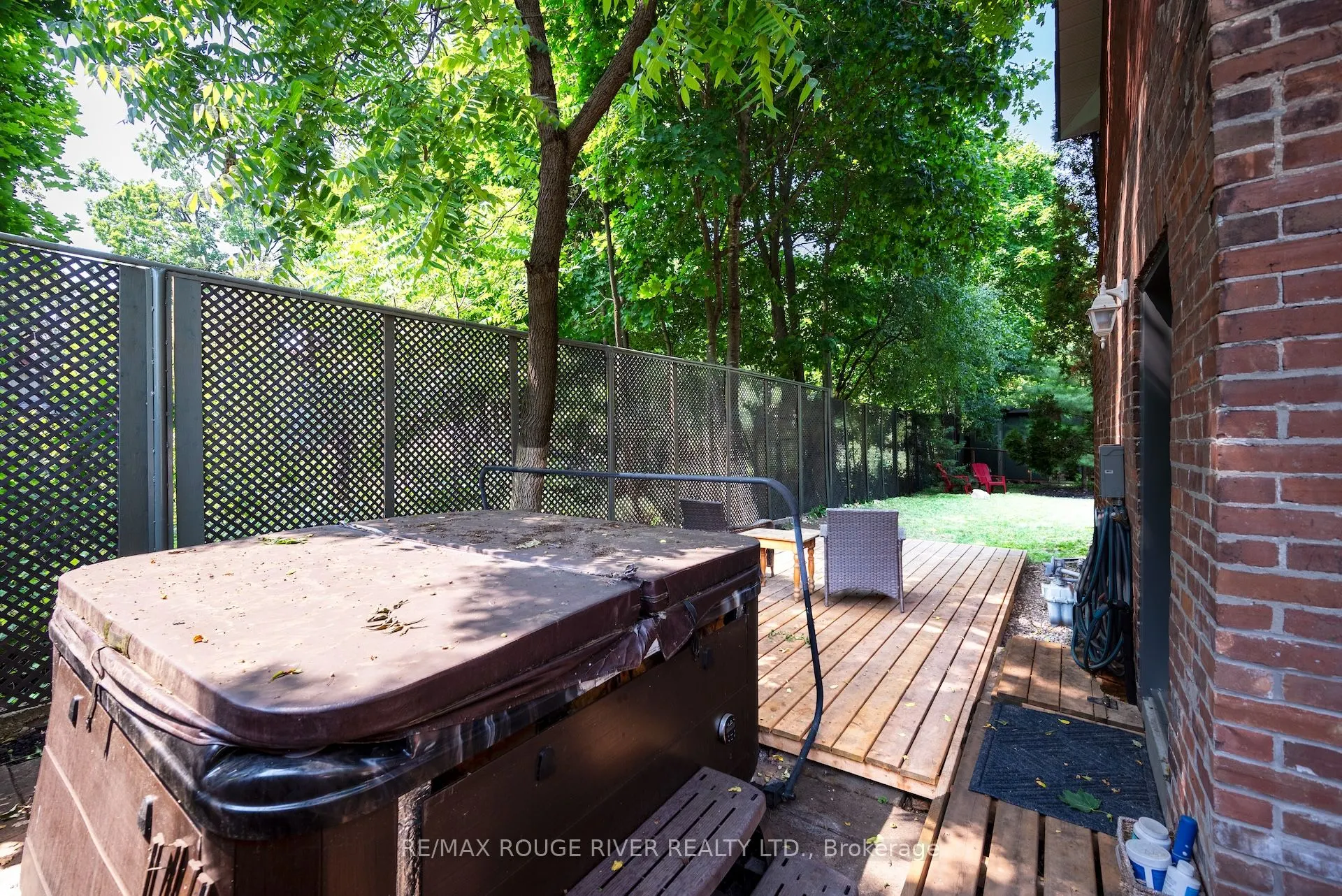 469 Hopkins Avenue