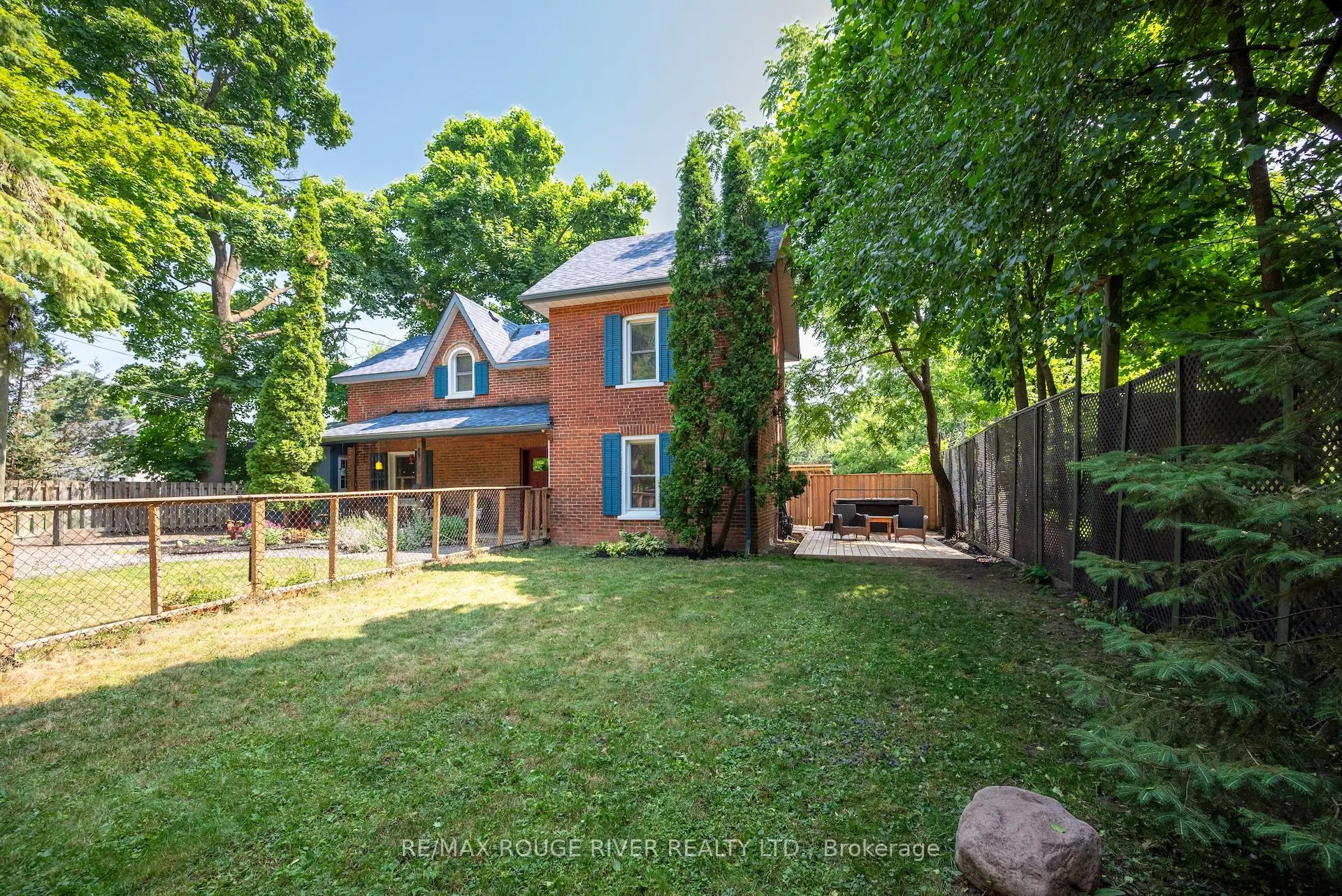 469 Hopkins Avenue