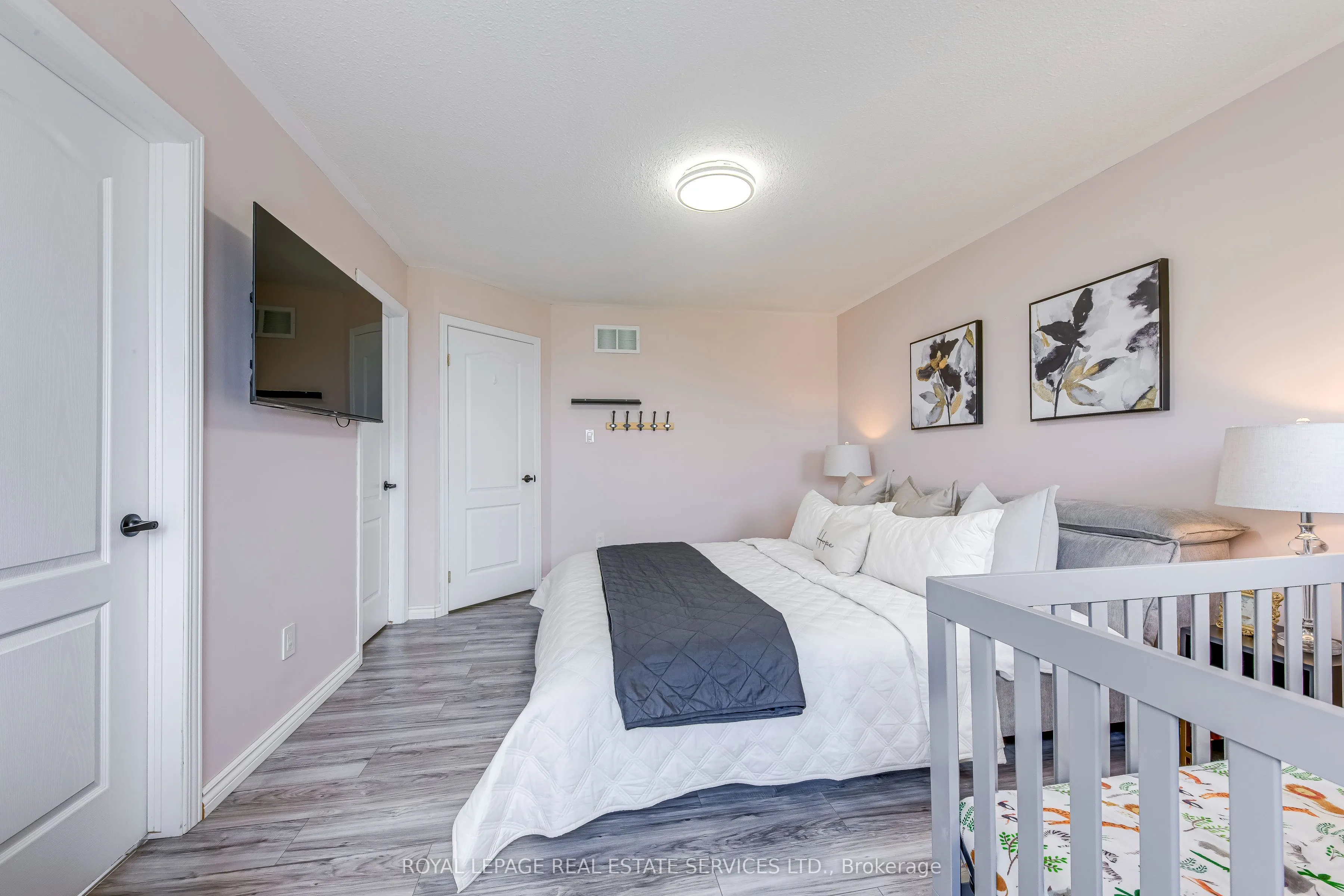7 Southside Place, #12