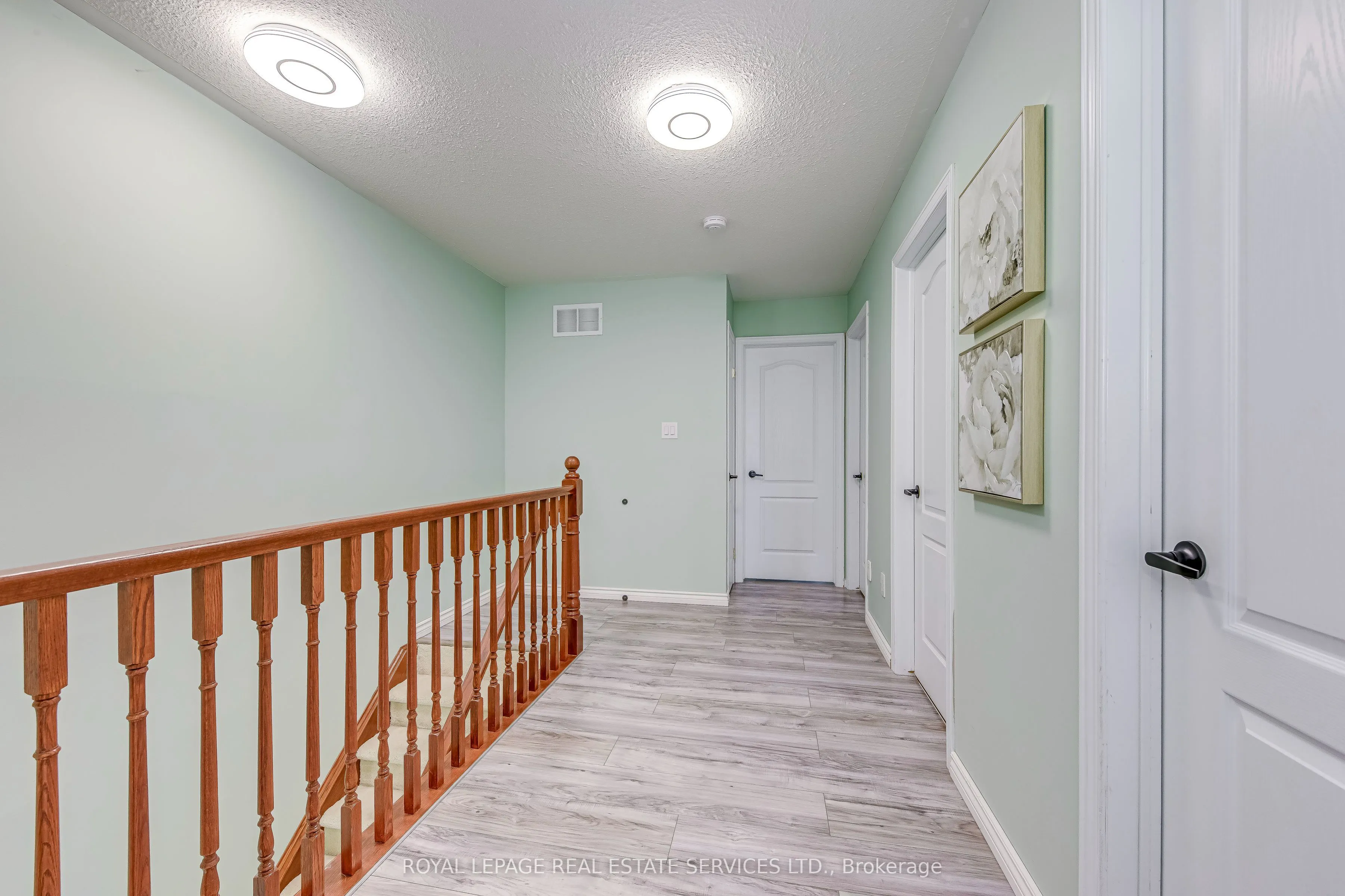 7 Southside Place, #12