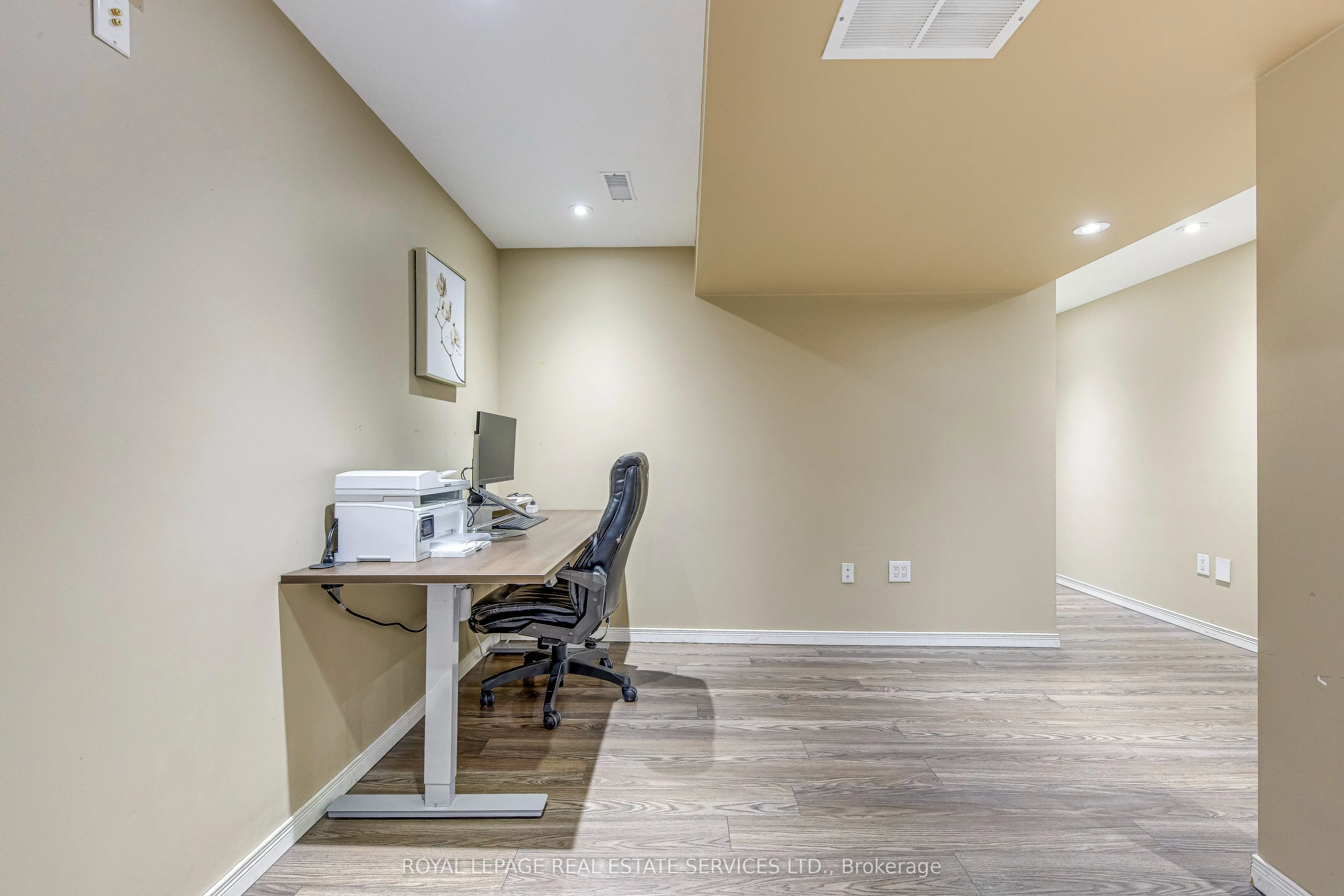 7 Southside Place, #12