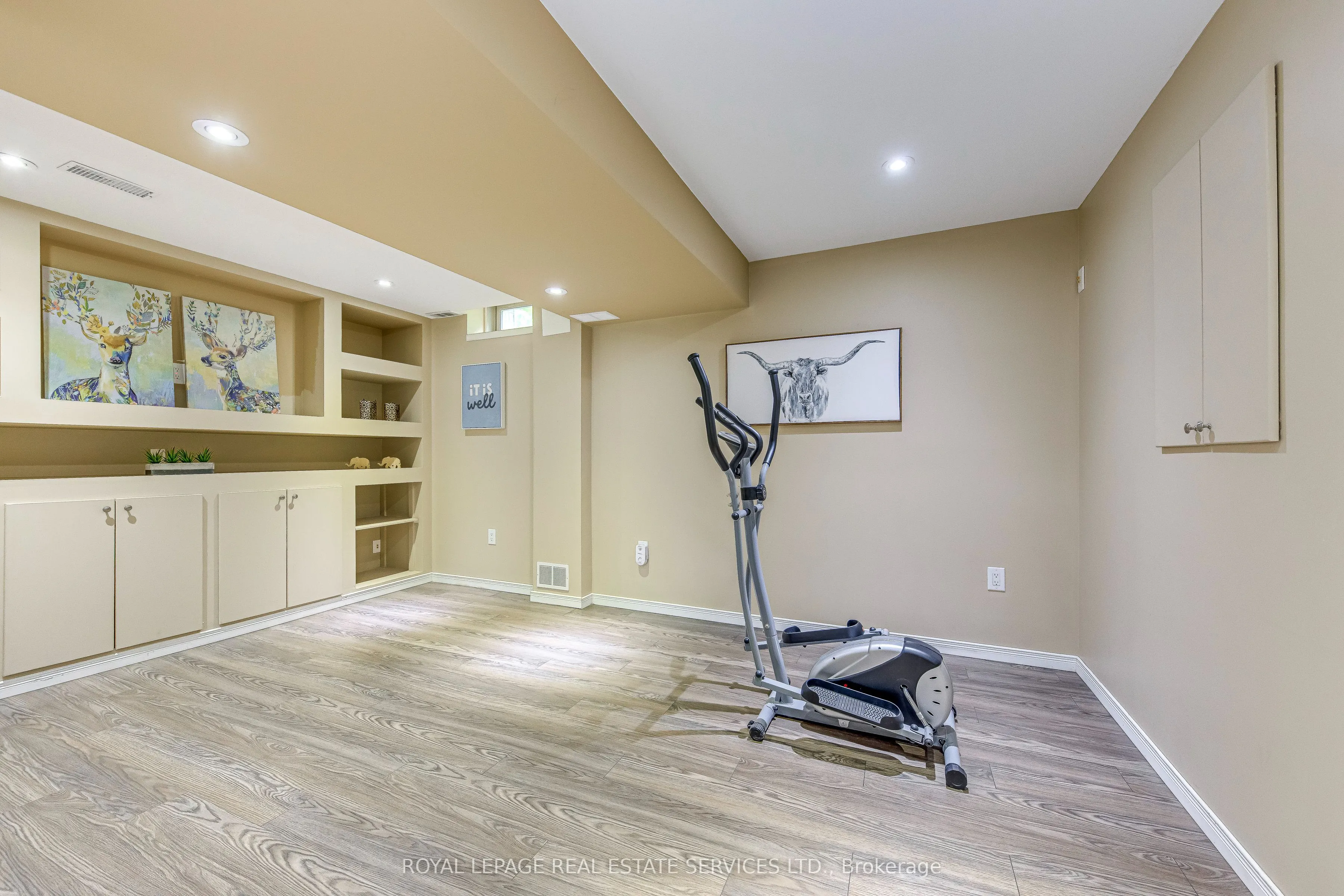 7 Southside Place, #12