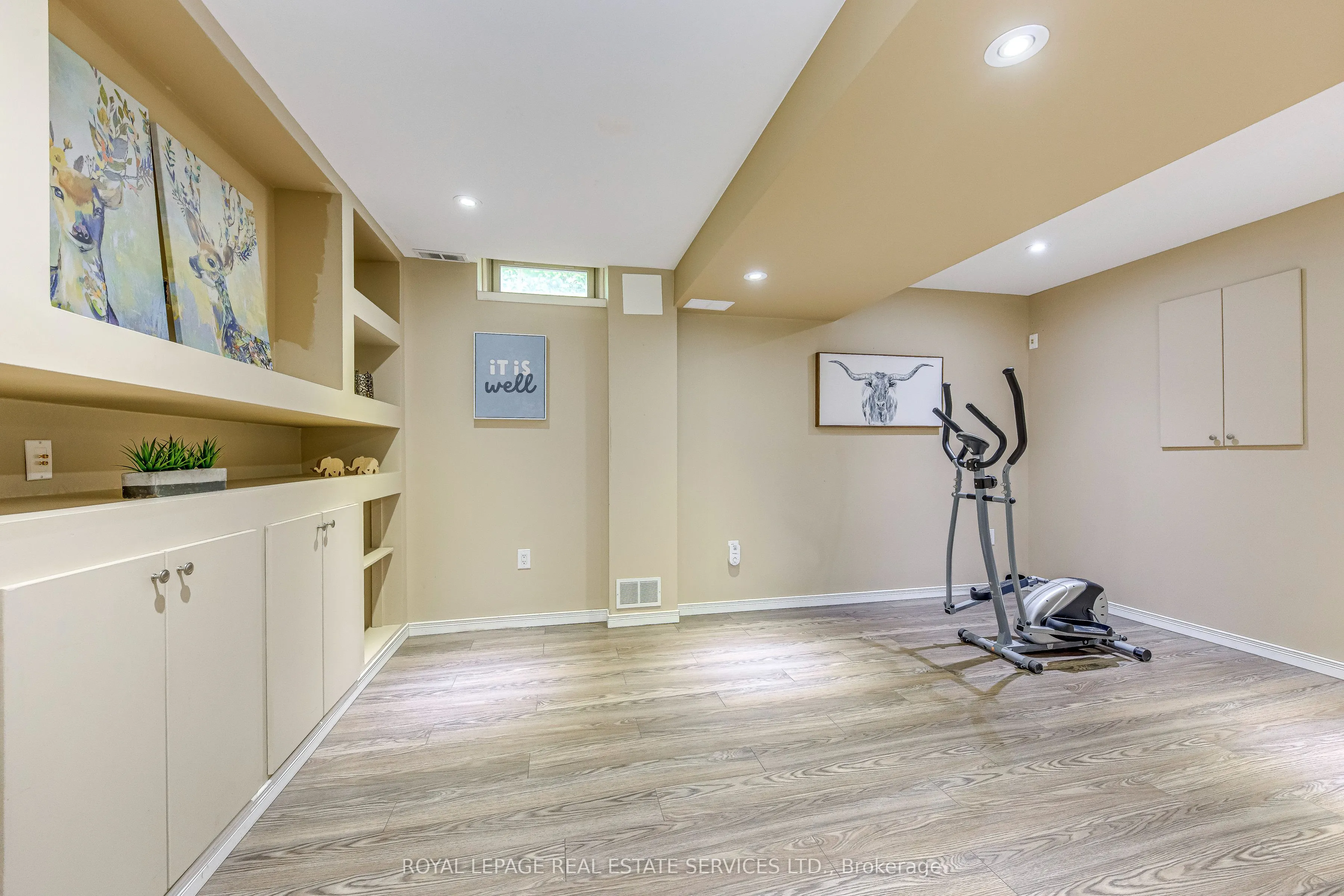 7 Southside Place, #12