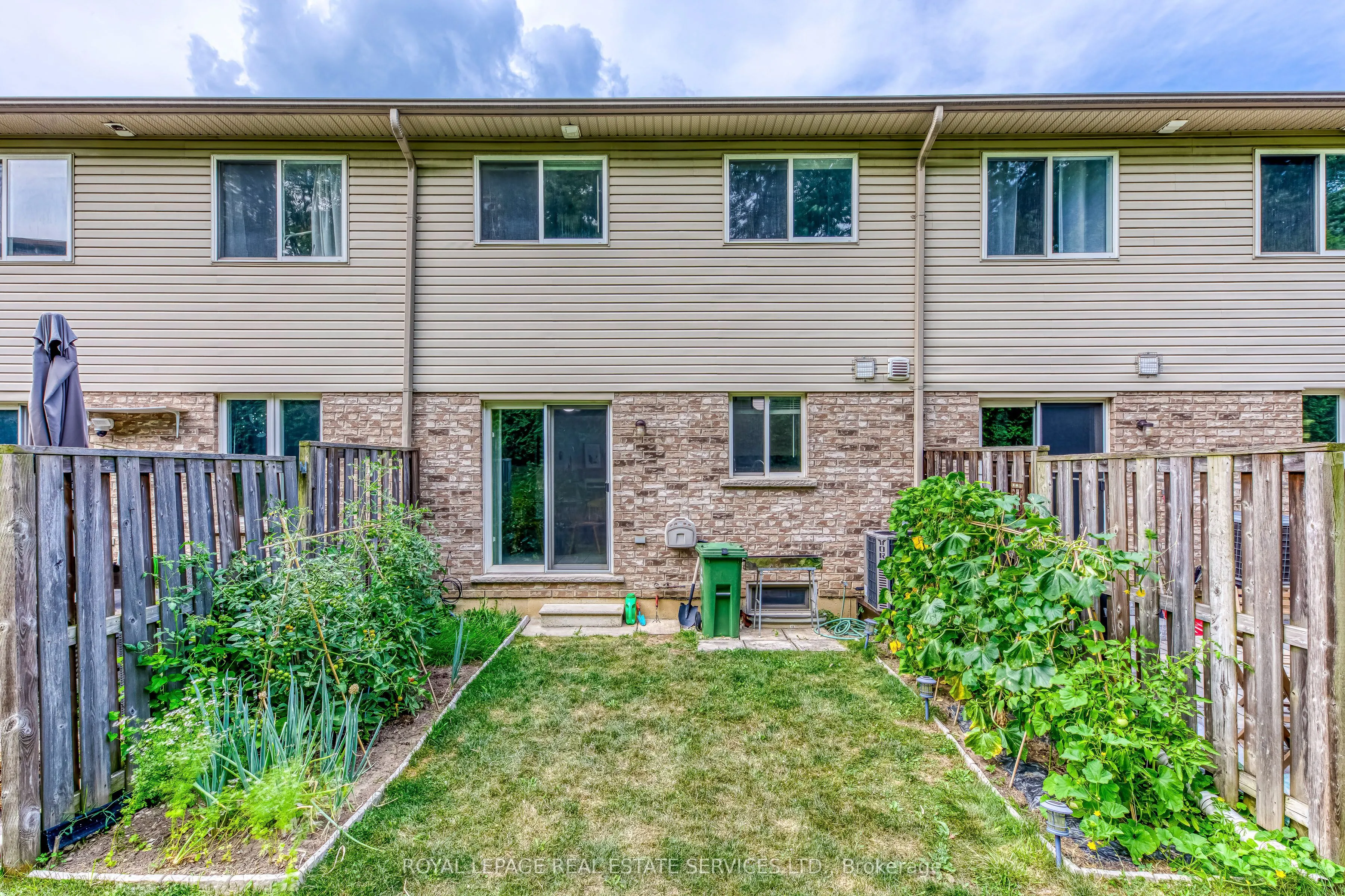 7 Southside Place, #12