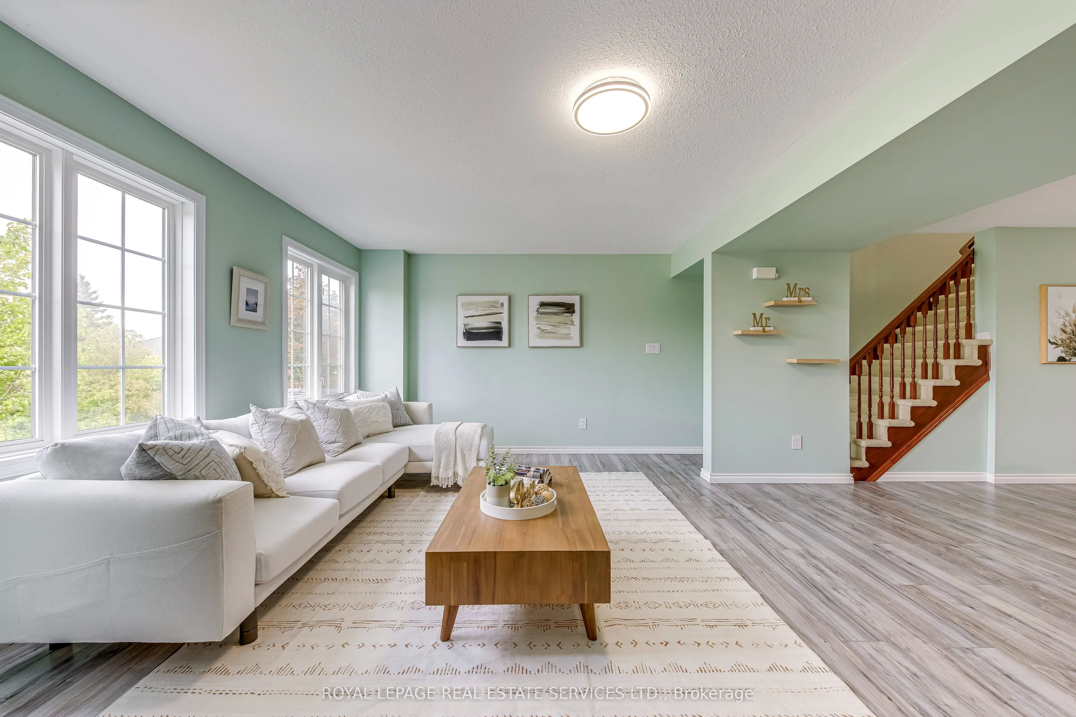7 Southside Place, #12