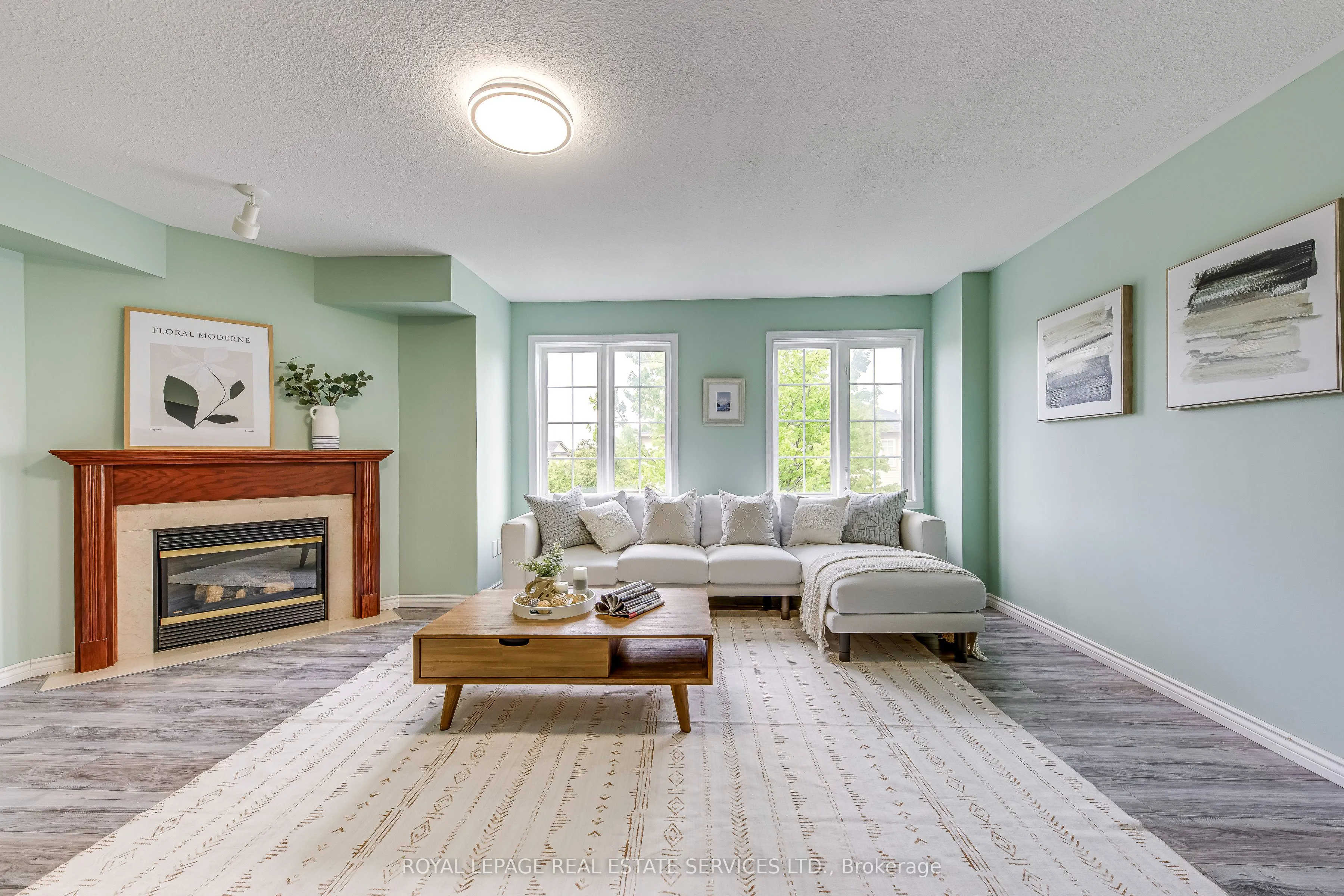 7 Southside Place, #12