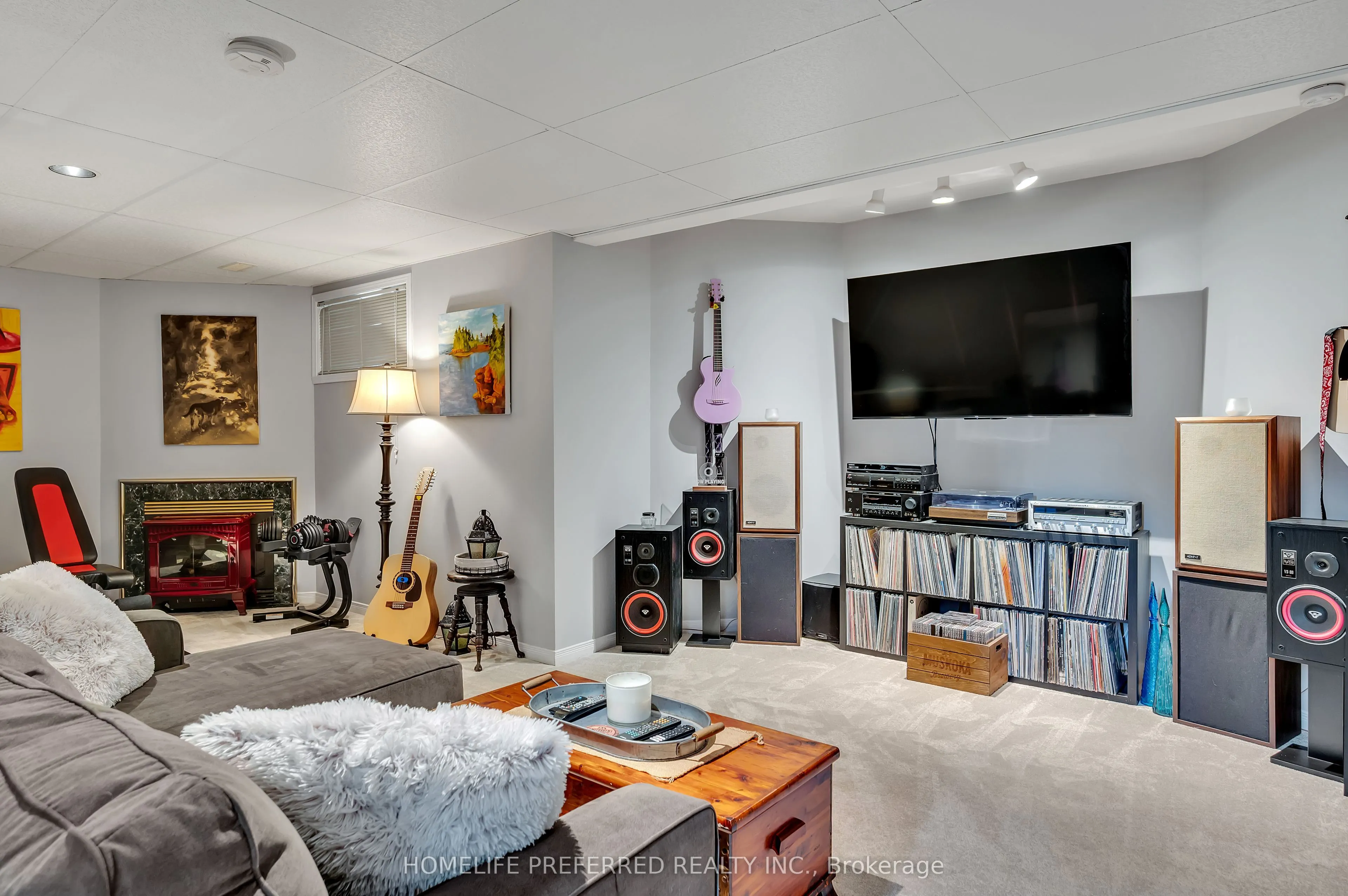 2403 Kennedy Drive