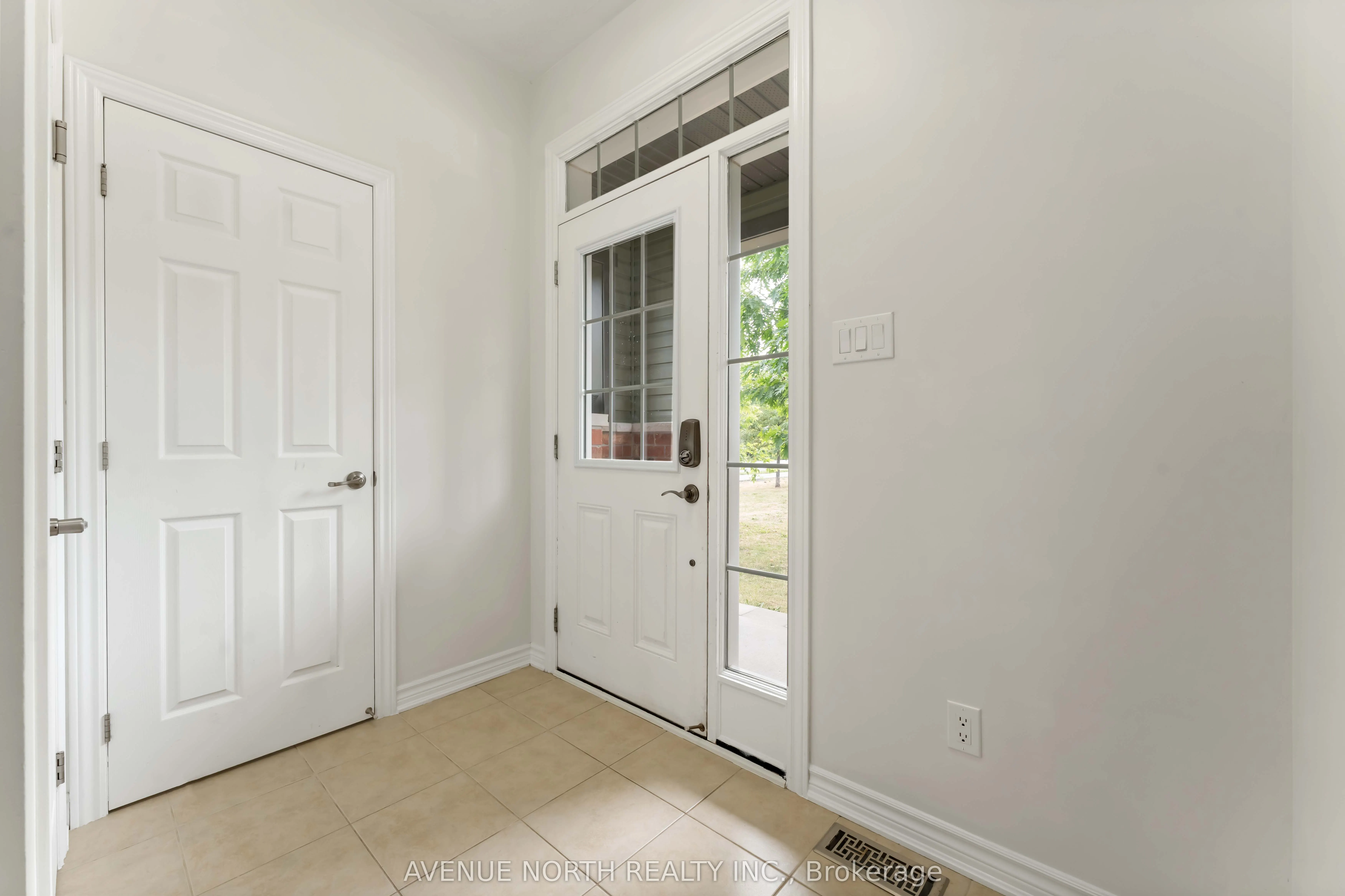 563 Foxlight Circle