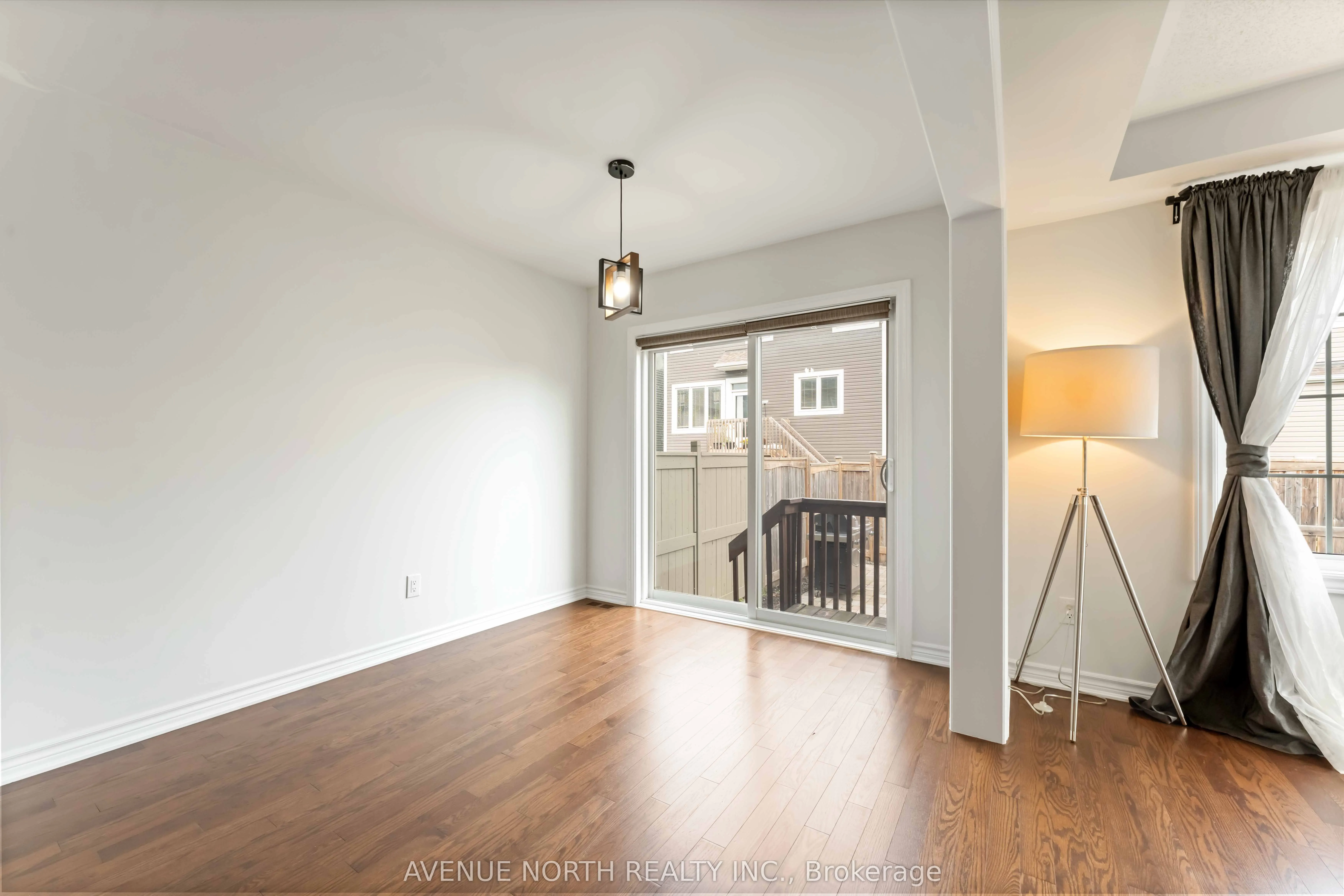 563 Foxlight Circle