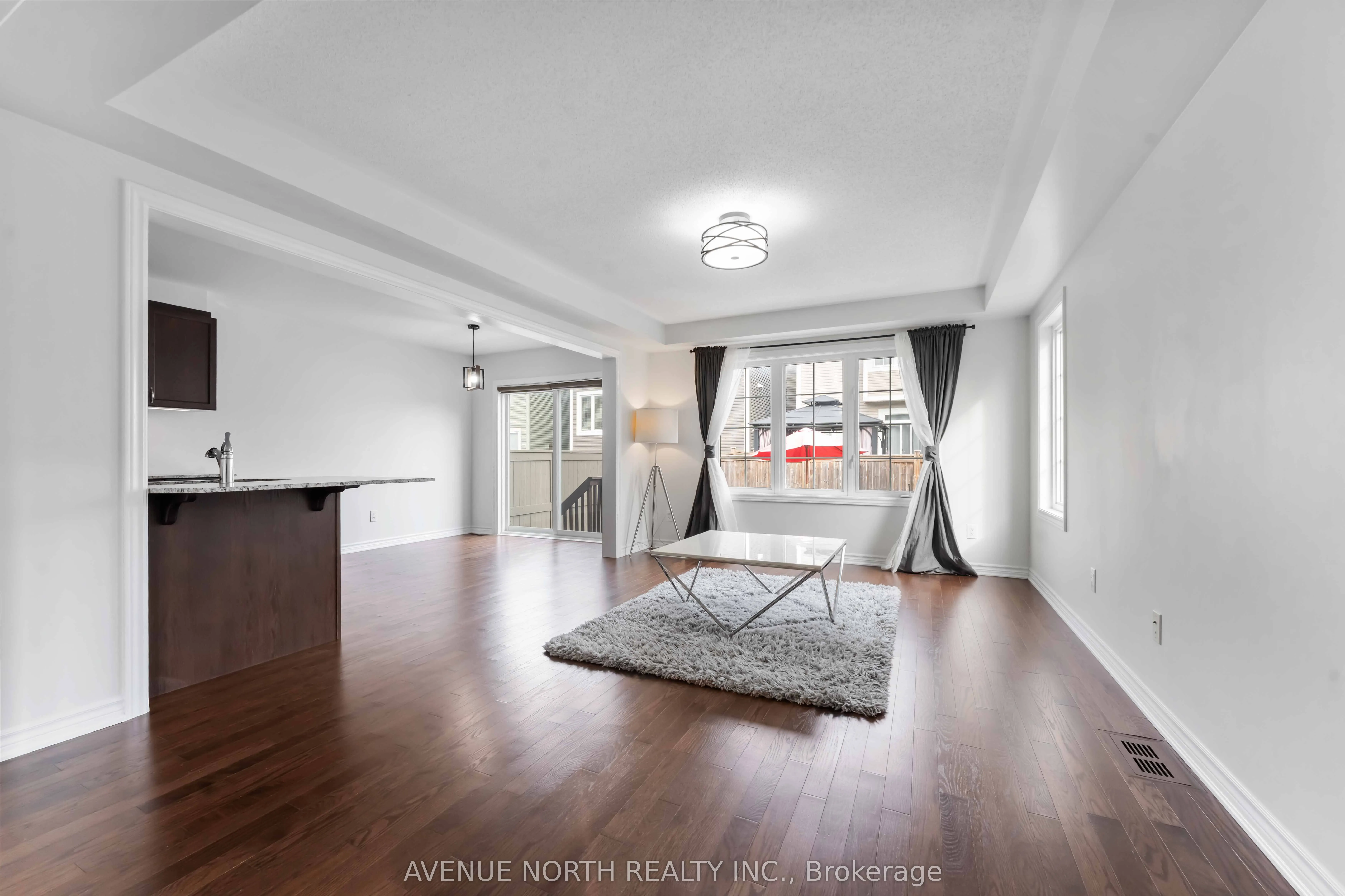 563 Foxlight Circle