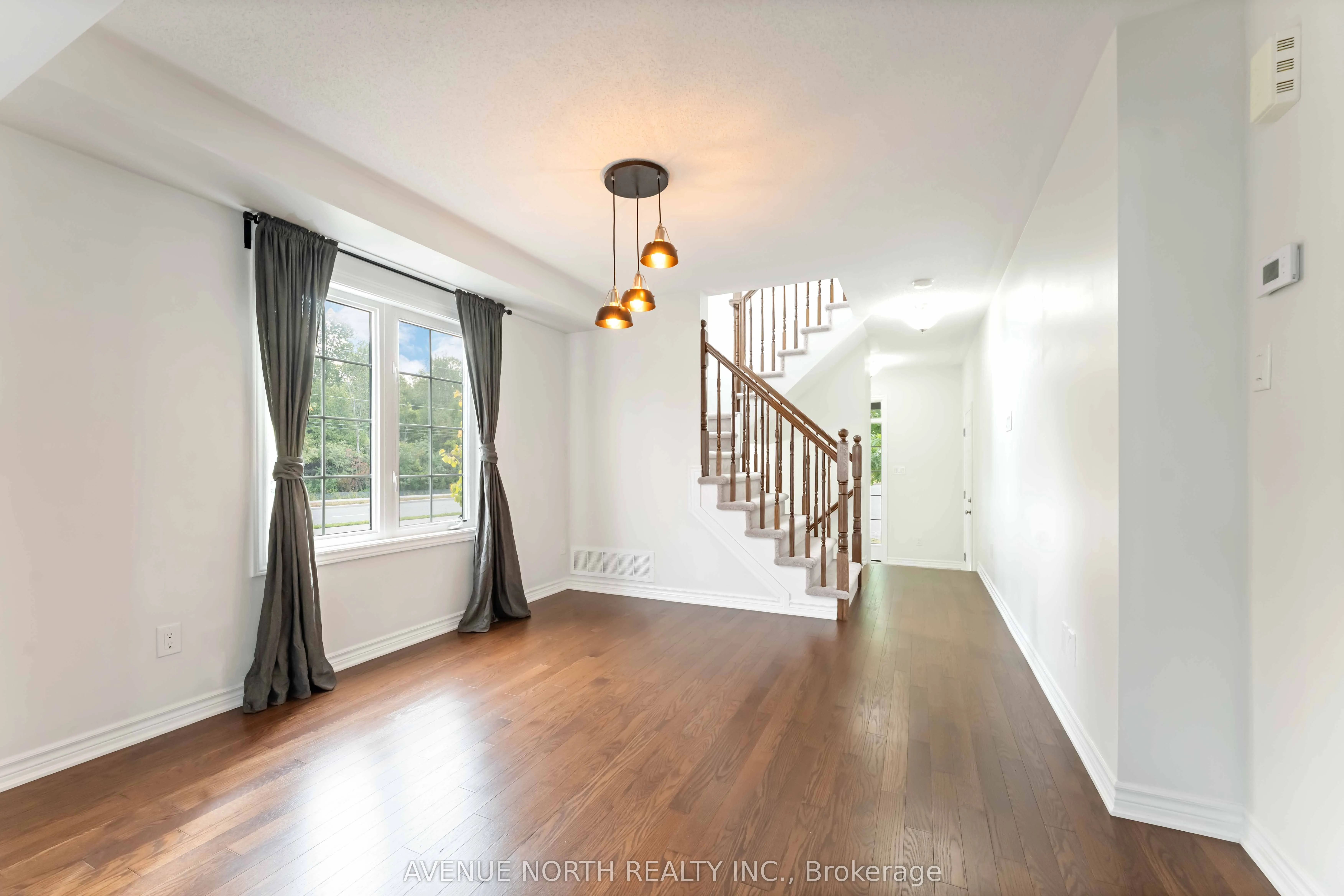 563 Foxlight Circle